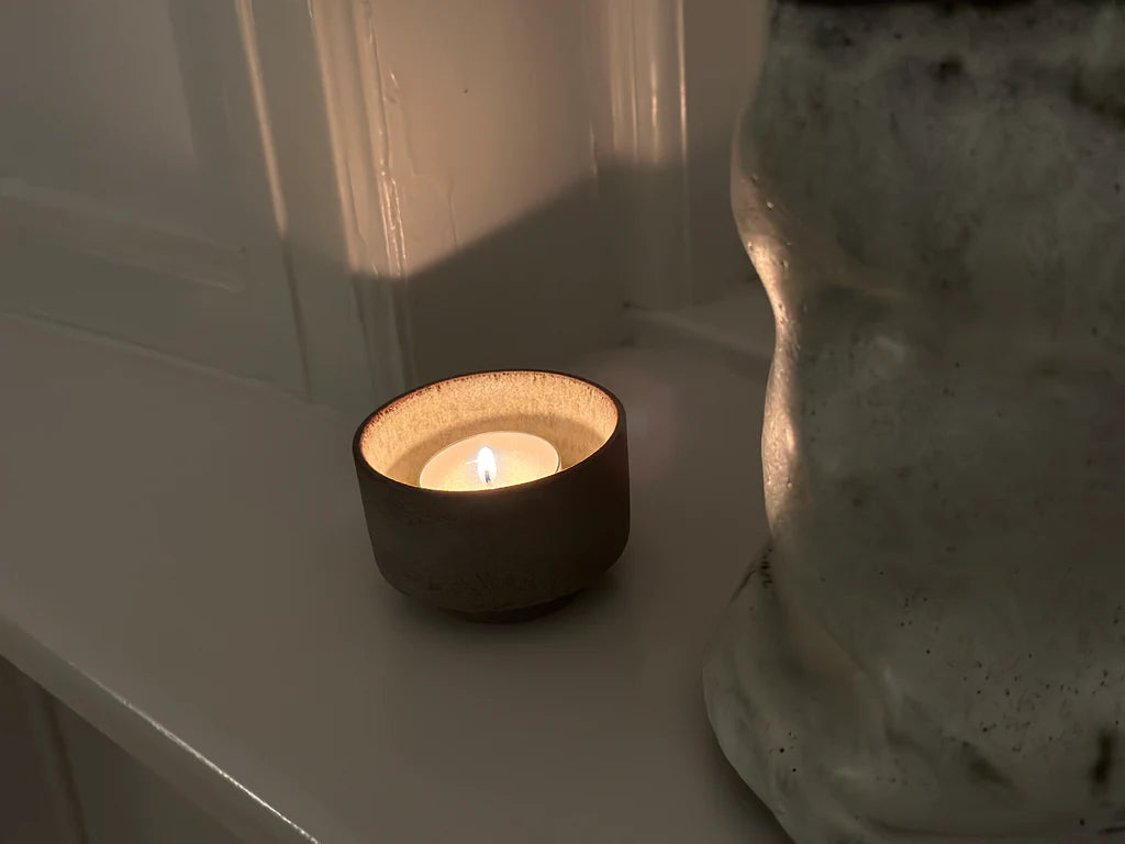 Små fyrfadslys - æske med 12 stk.