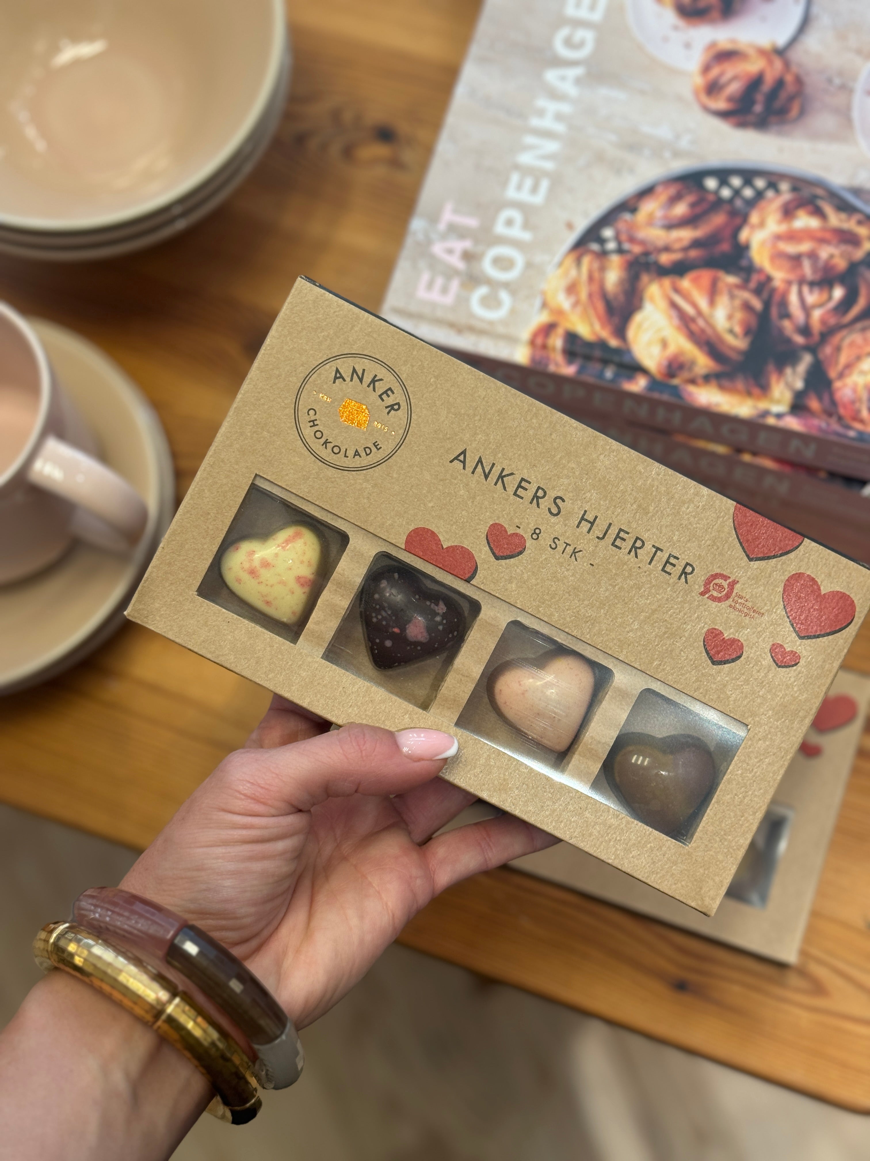 Chokoladeæske 8 stk. - Ankers hjerter