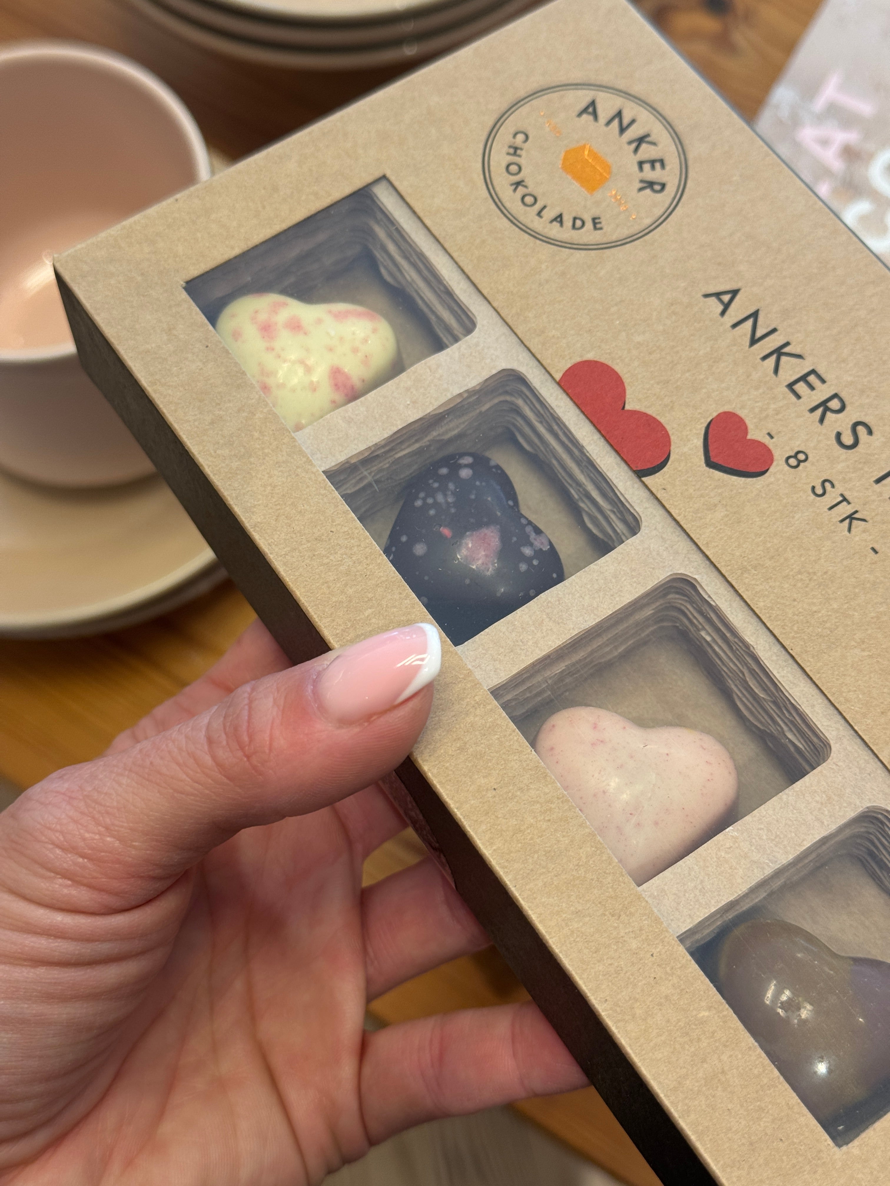 Chokoladeæske 8 stk. - Ankers hjerter