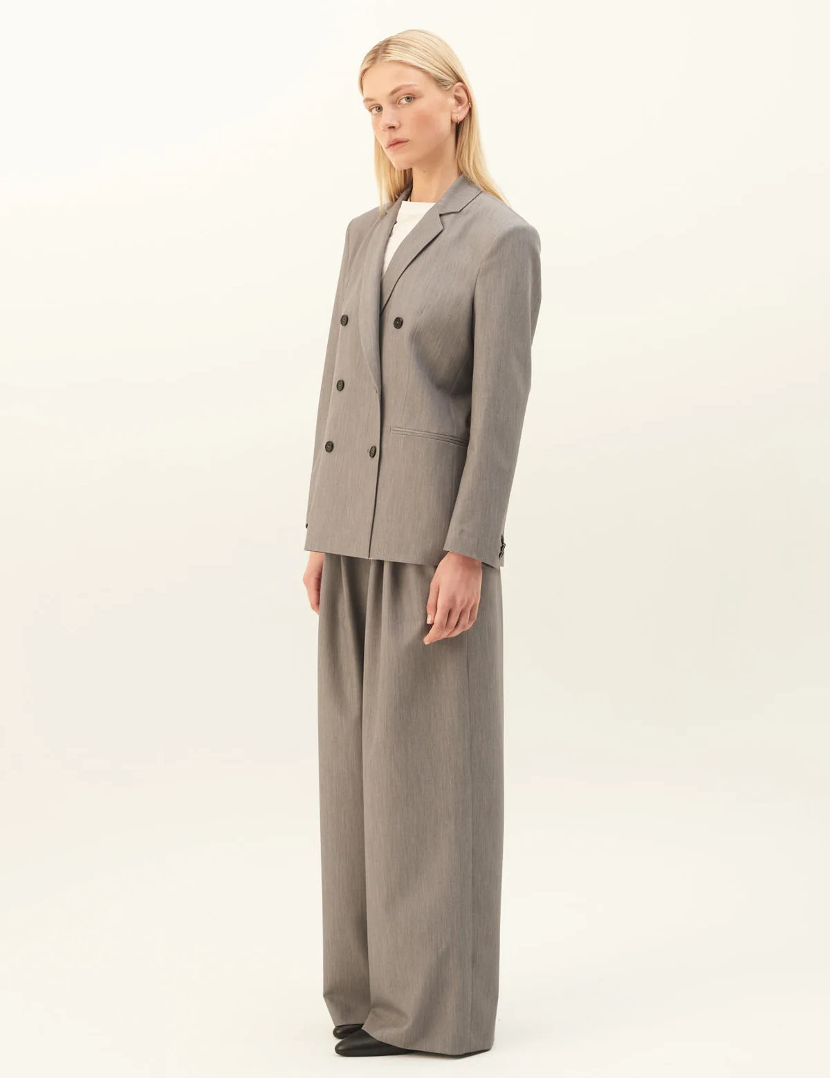 PAULLETTA_SOLID_TAILORING-PANTS-25-1_273_0207-LIGHT_GRAY_1200x_9fd857ca-bbb2-45fb-9910-fac222c3741b.webp
