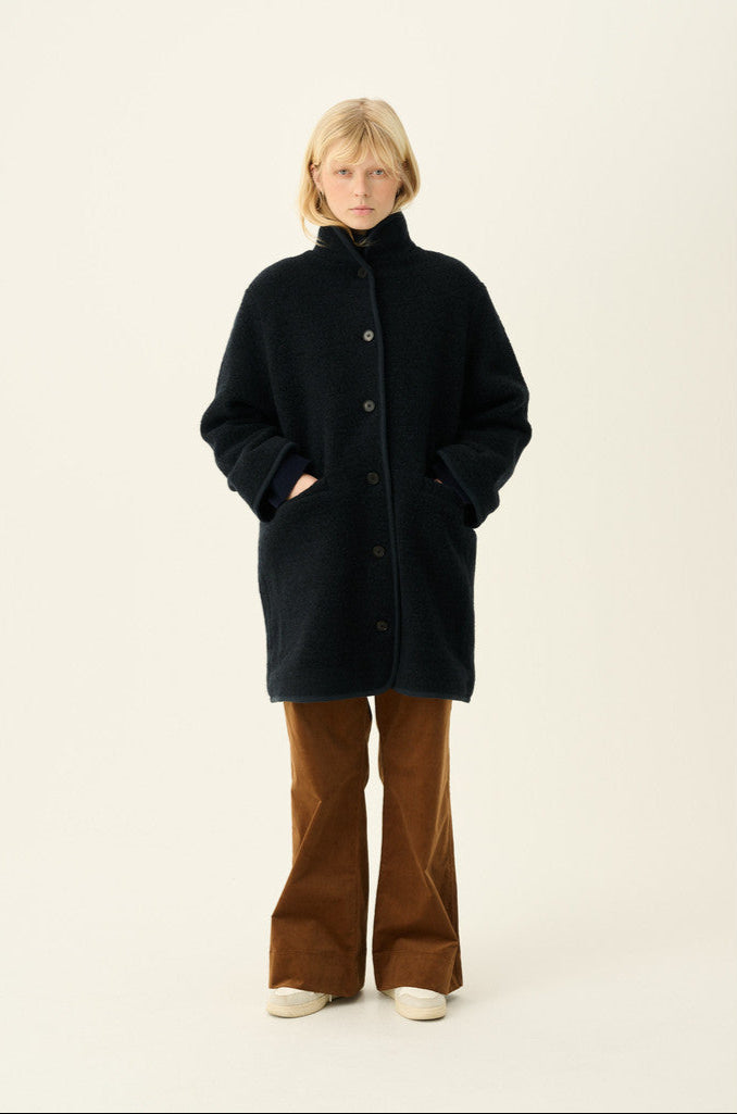 Cedar Teddy Coat - Dark Navy