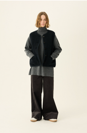 Cas Teddy vest - Dark Navy