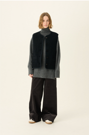 Cas Teddy vest - Dark Navy