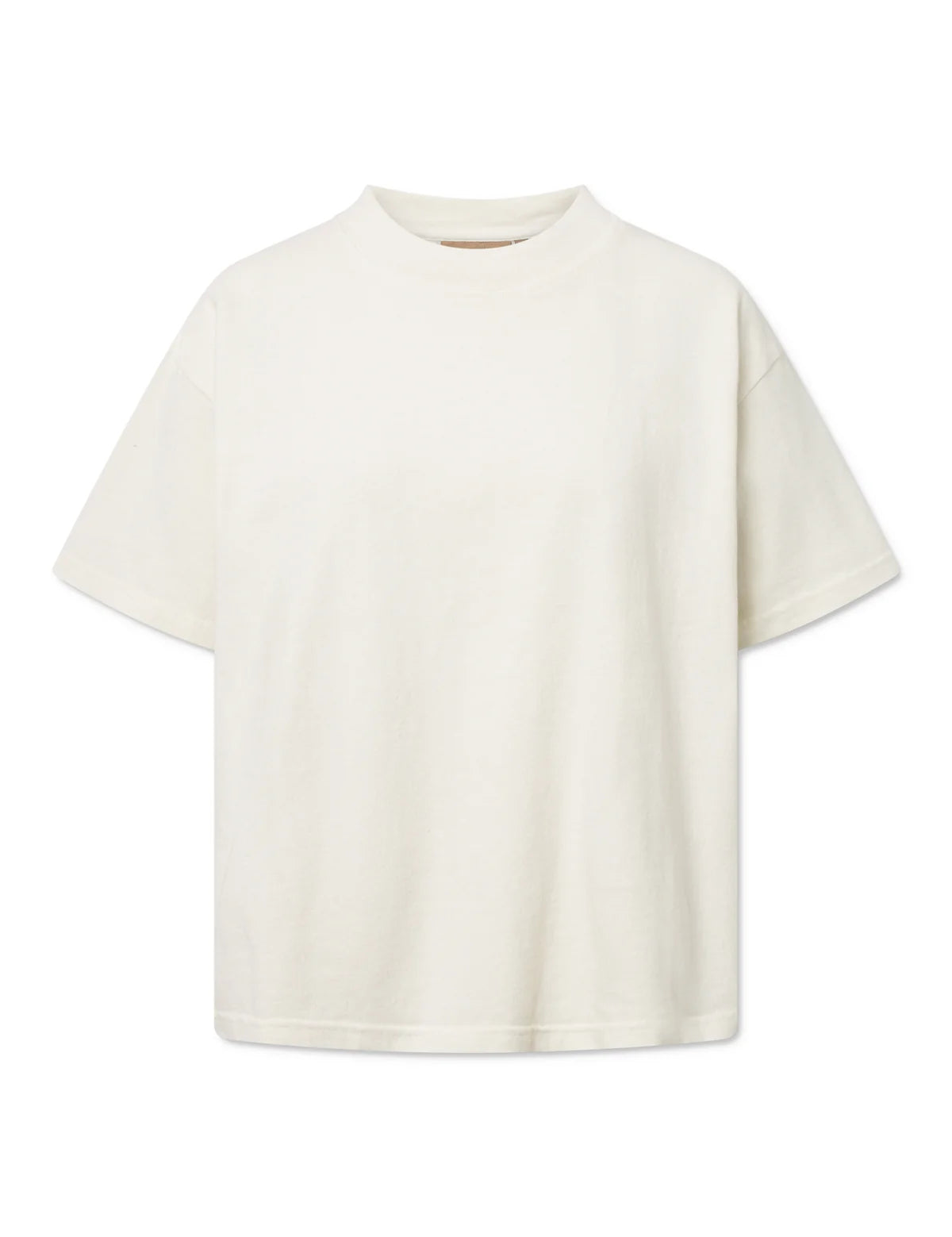 TORA_GARMENT_DYED_LIGHT_JERSEY-T-SHIRTS-25-2_403_0238-PARCHMENT_WHITE_1200x1800_1527ad61-362f-42fe-8a66-e728790d936d.webp