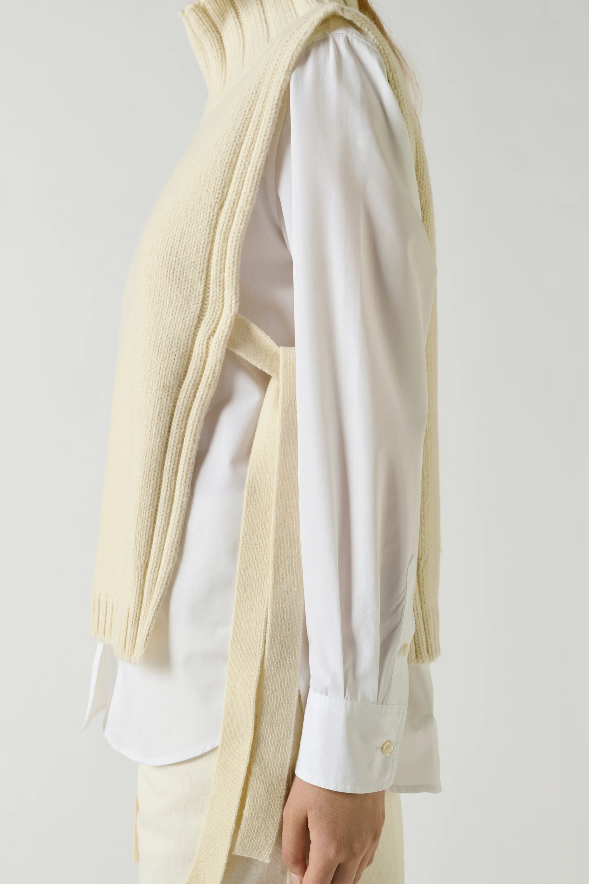 OR Wool pullover vest - off-white