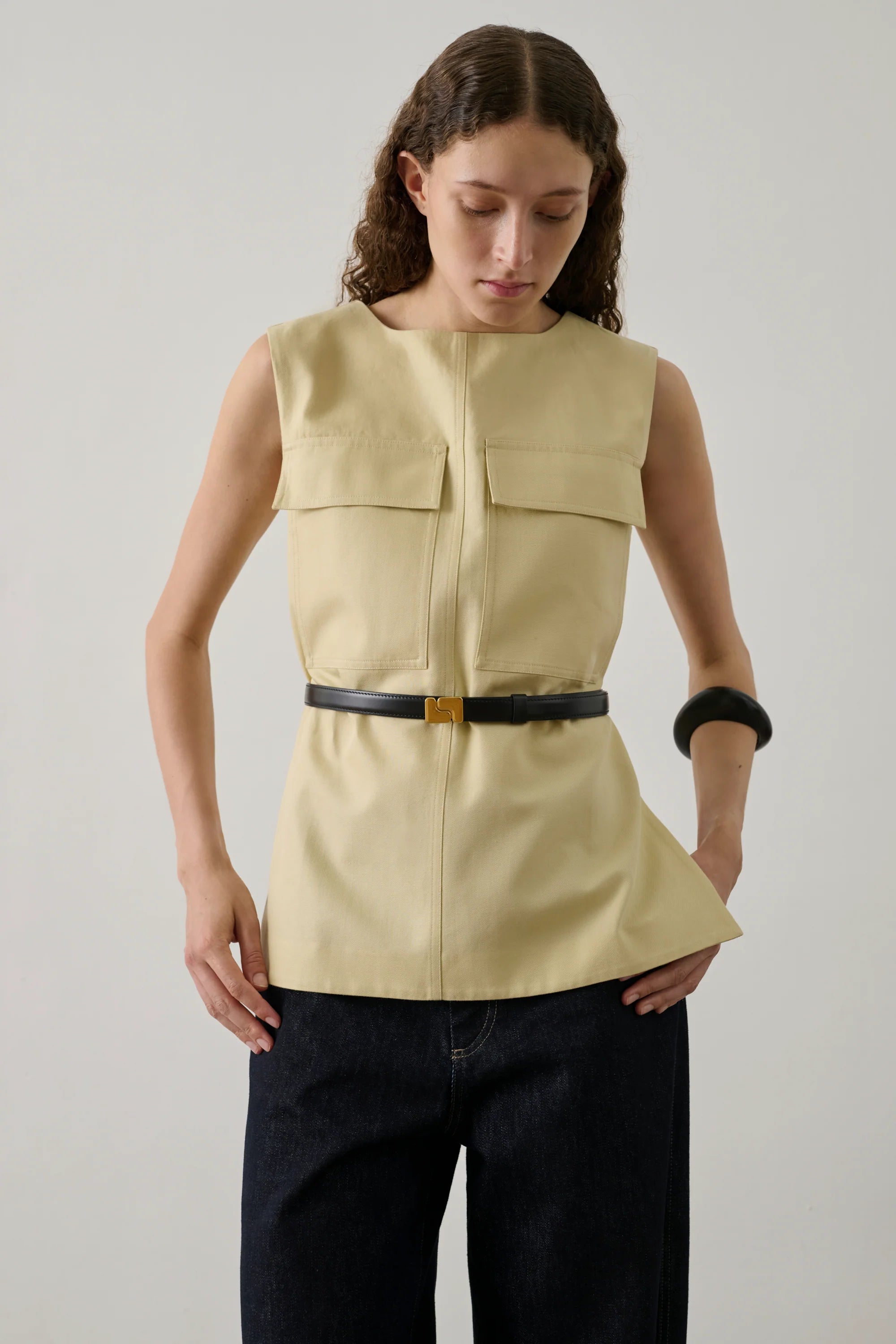 Ninon mini belt in glazed leather - black