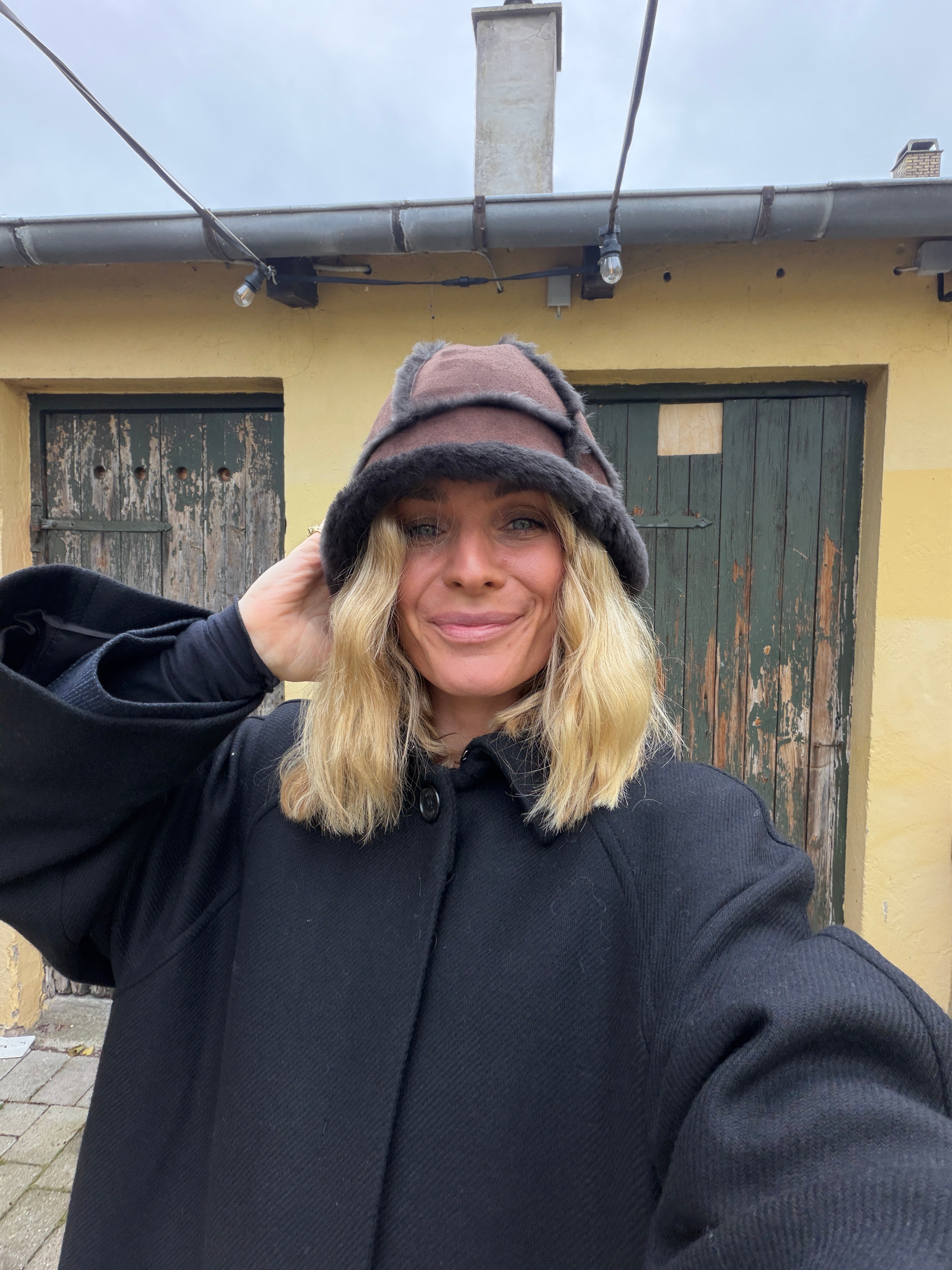 Bucket hat - coffee