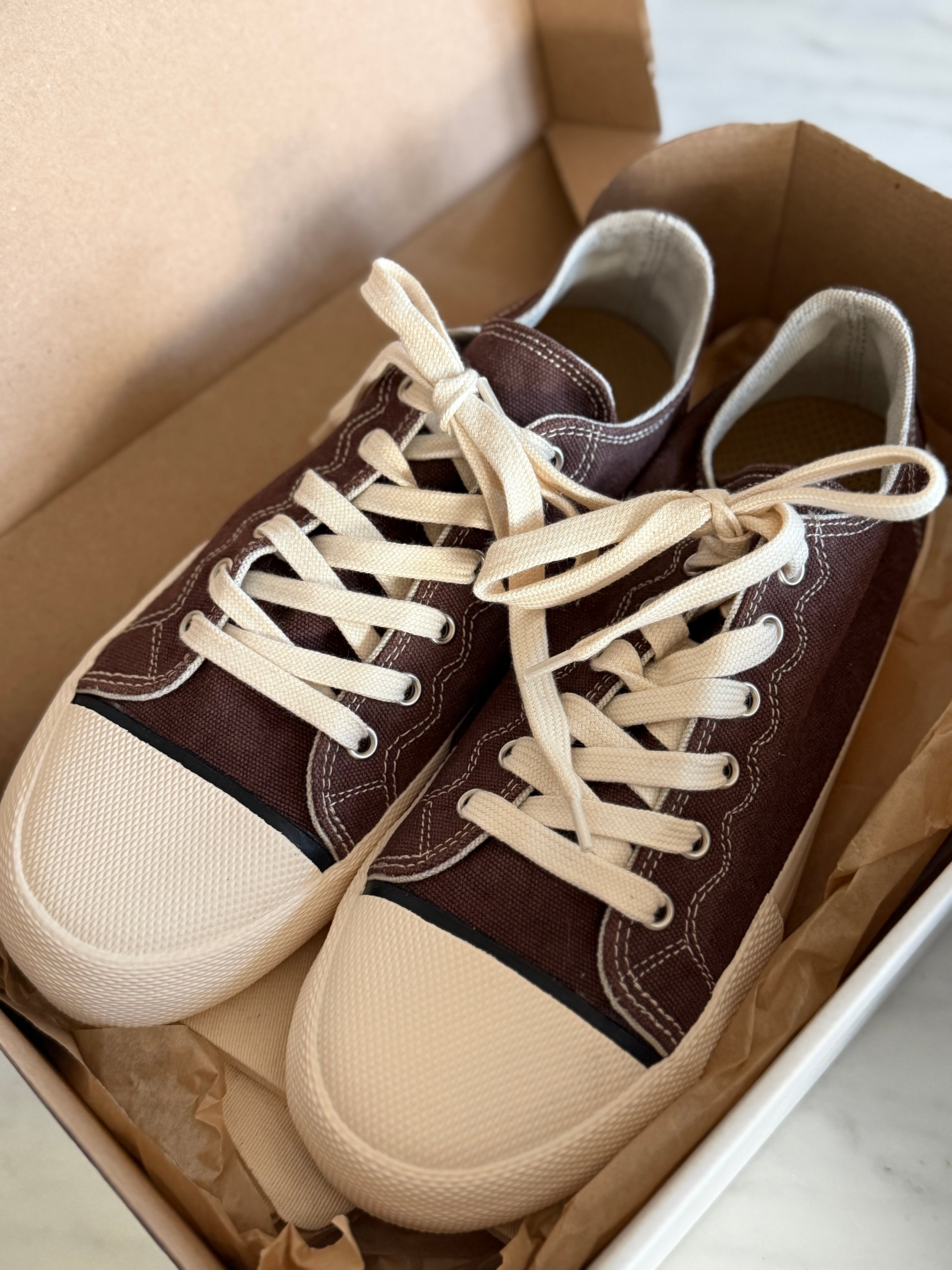 Wollow Dolores - Brown