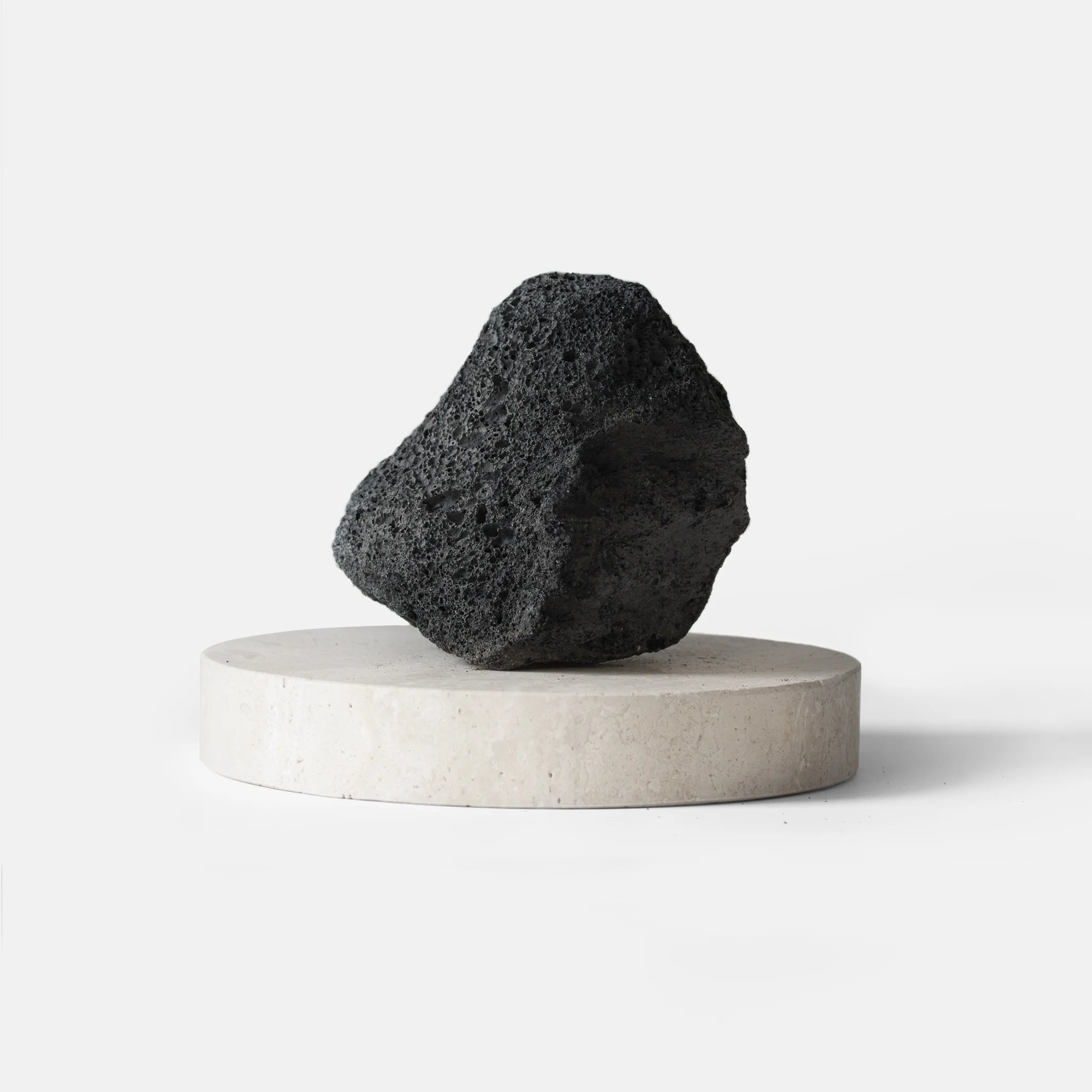 2048x2048_Plinth_Diffuser_2_2048x2048_bb391cfa-90a4-499f-9983-c5cd8c846662.webp