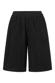 Perley Black broderie anglaise short pant