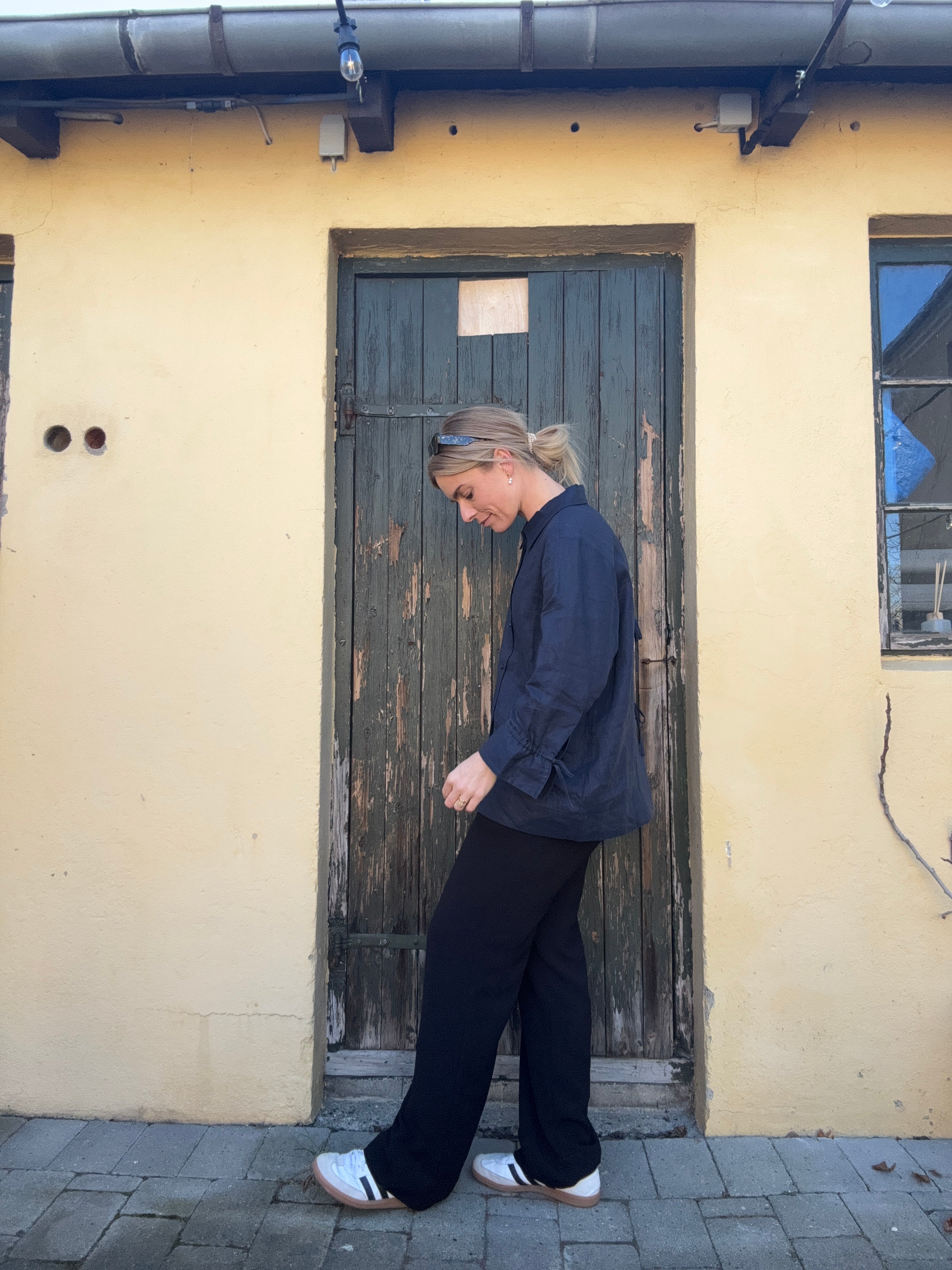 Selia solid linen shirt - navy