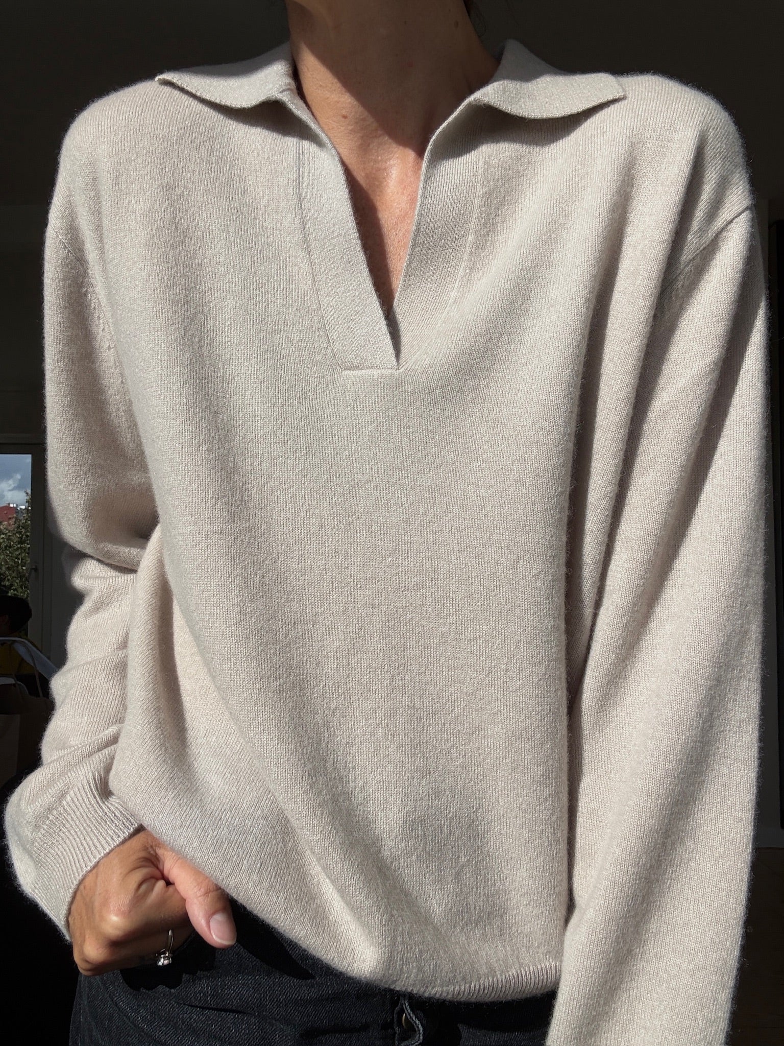 Women's oversized collar v-neck - Trench