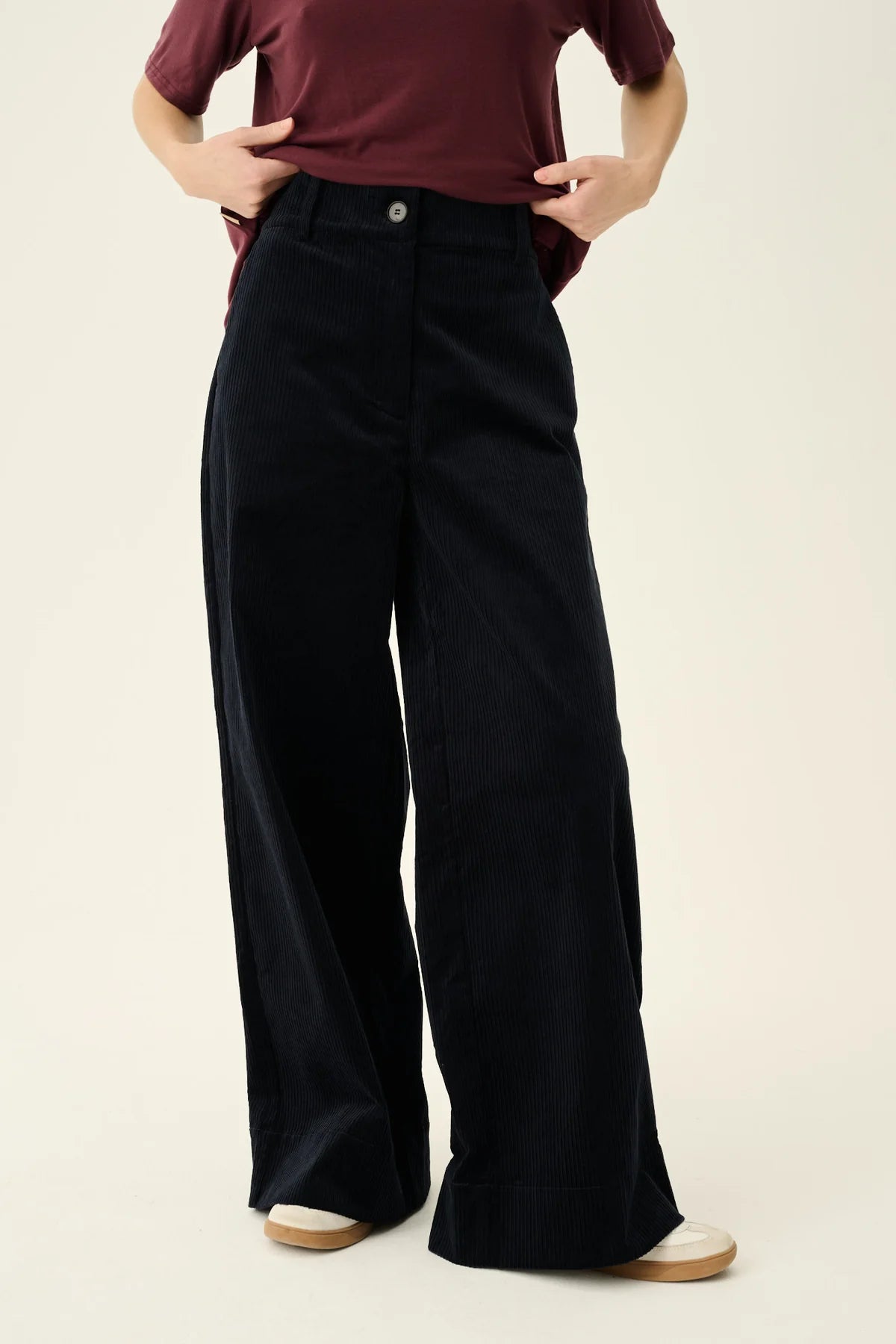 Philly organic heavy corduroy pant - Ink Navy