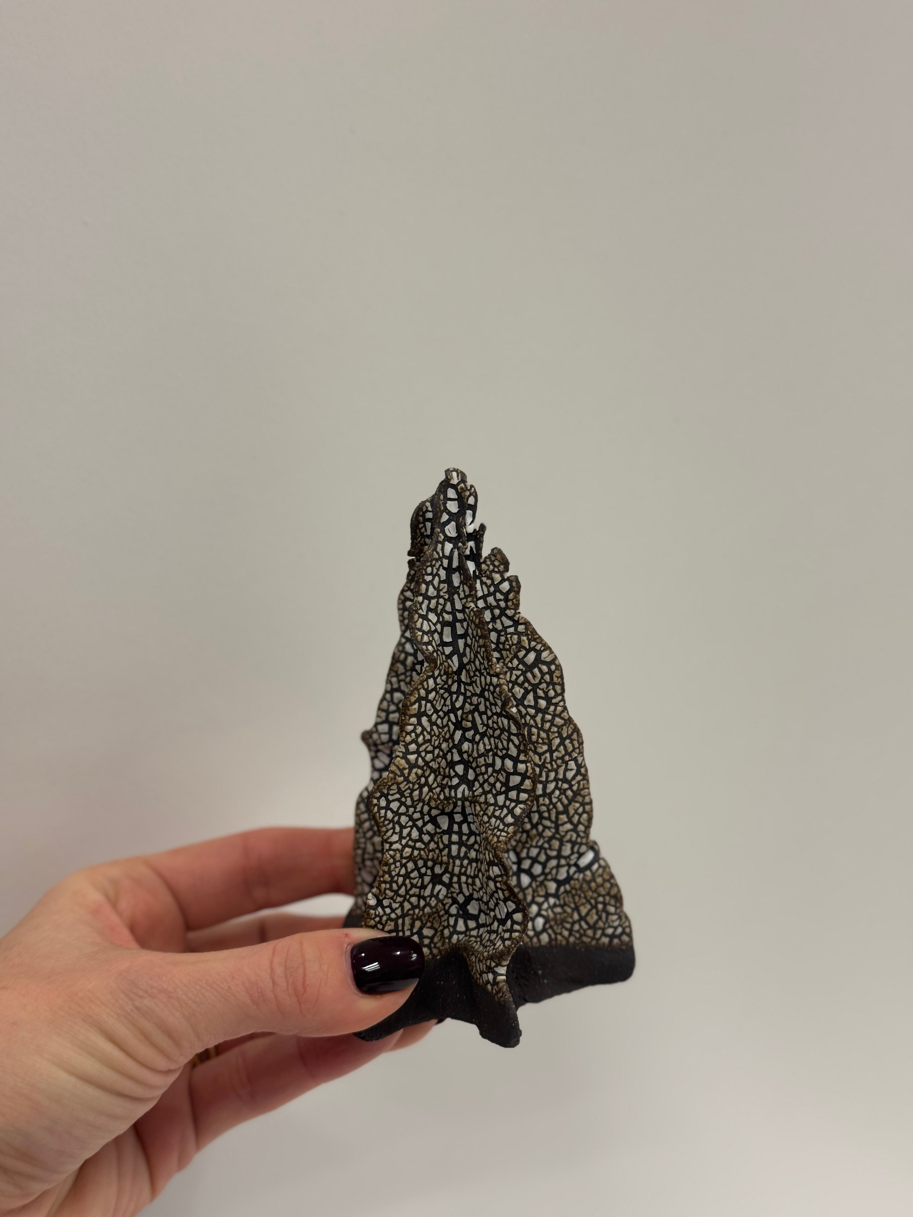 Keramik juletræ - sort