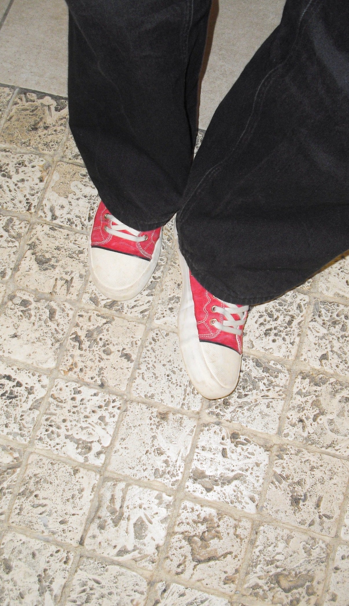 Wollow Dolores - Red