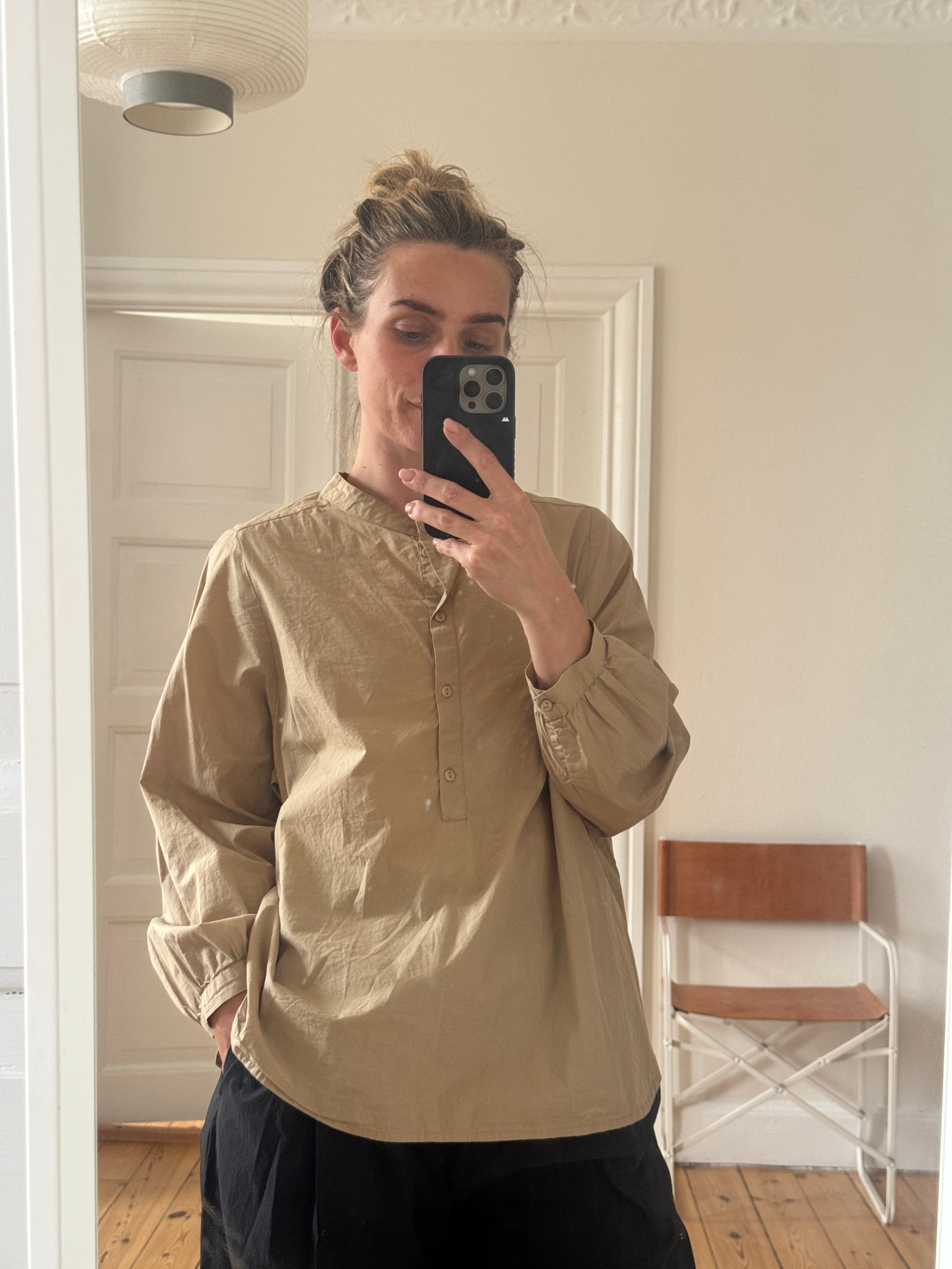 Frau · Madrid Shirt - Incense