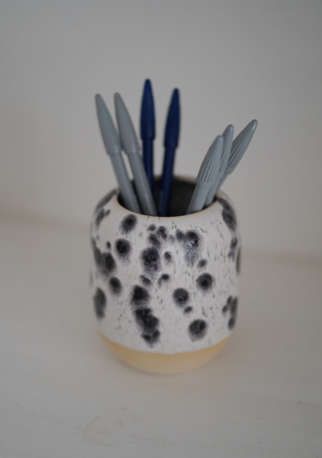 Pen holder - sort/hvid