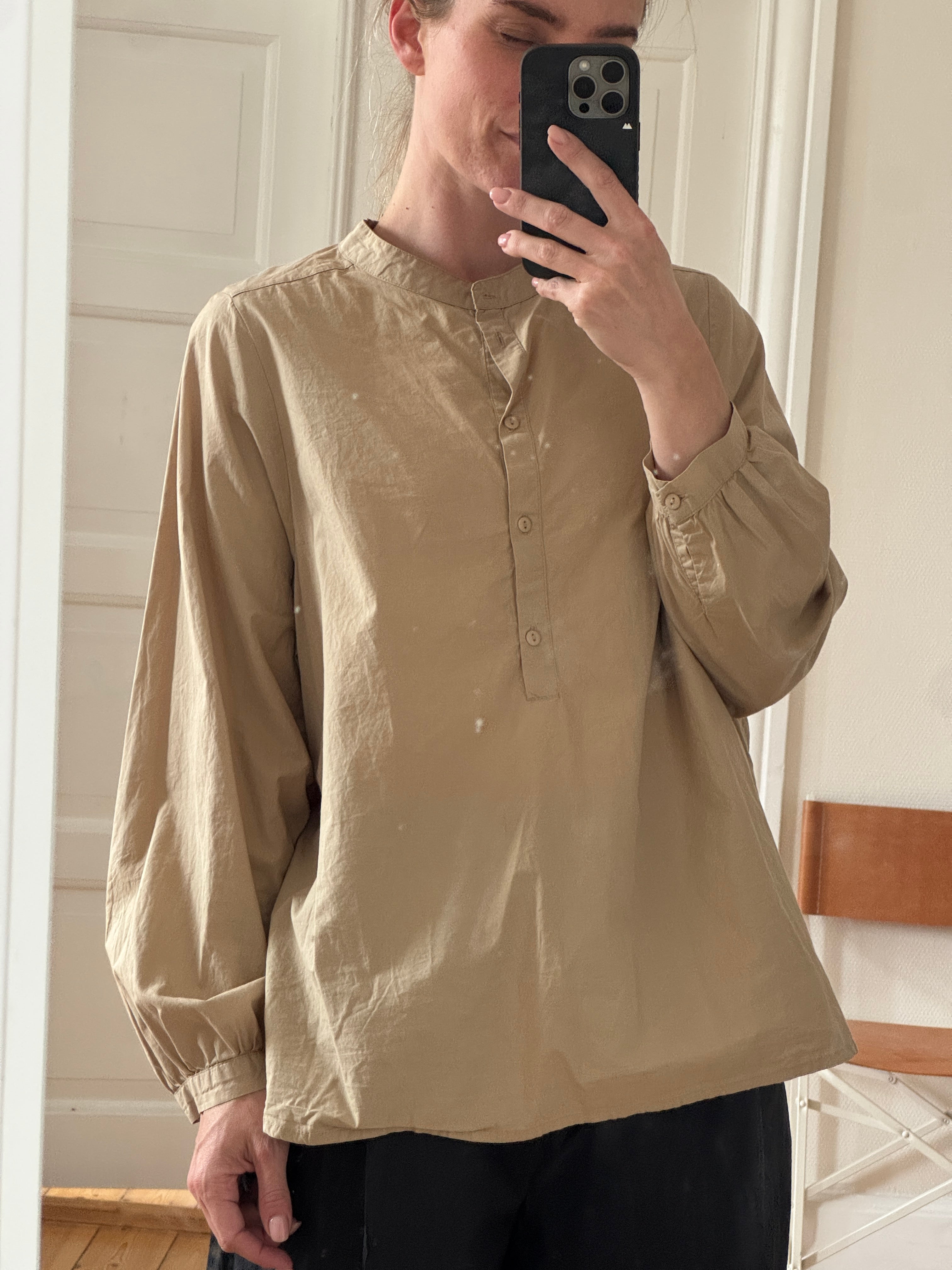 Frau · Madrid Shirt - Incense