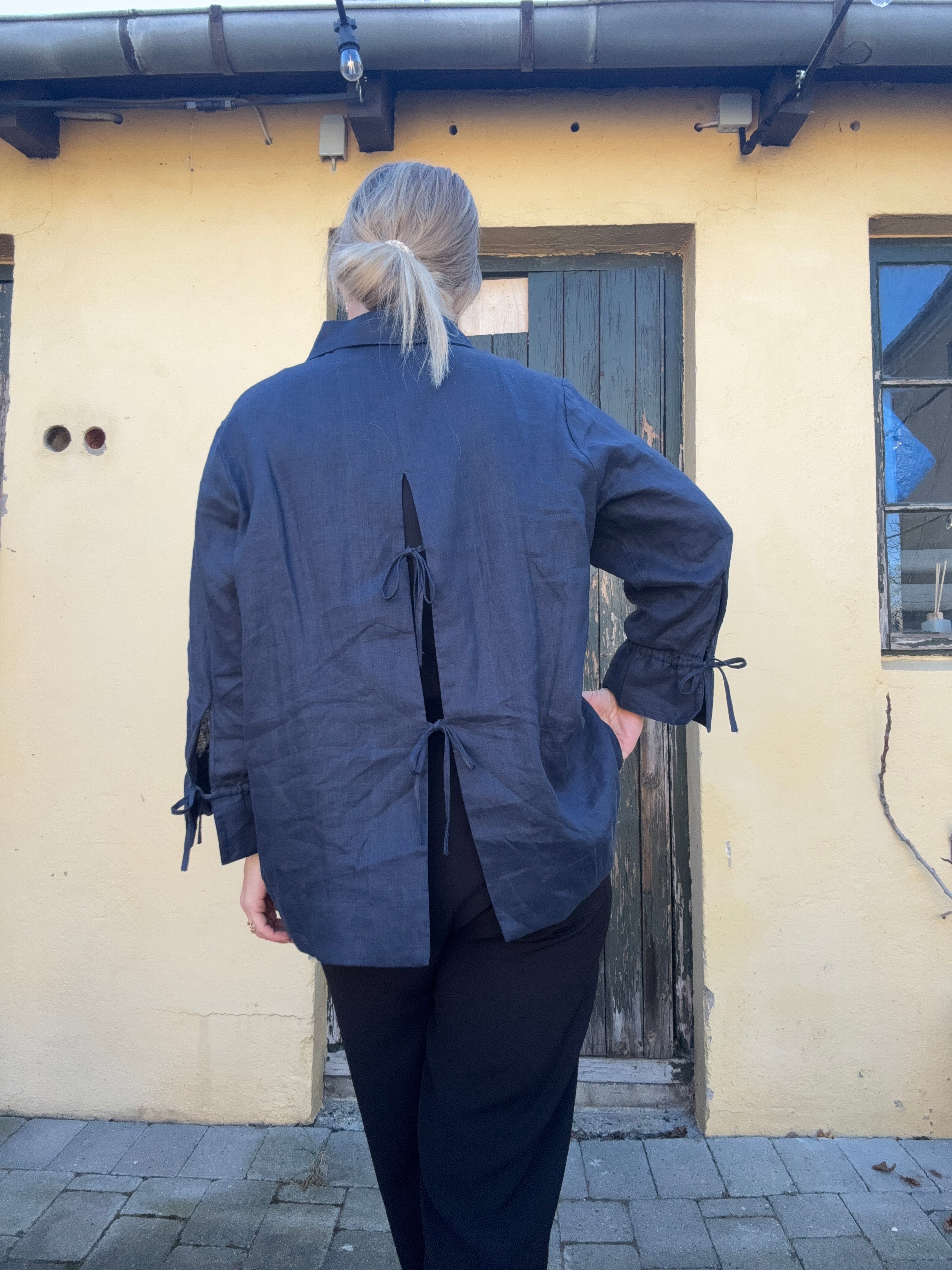 Selia solid linen shirt - navy