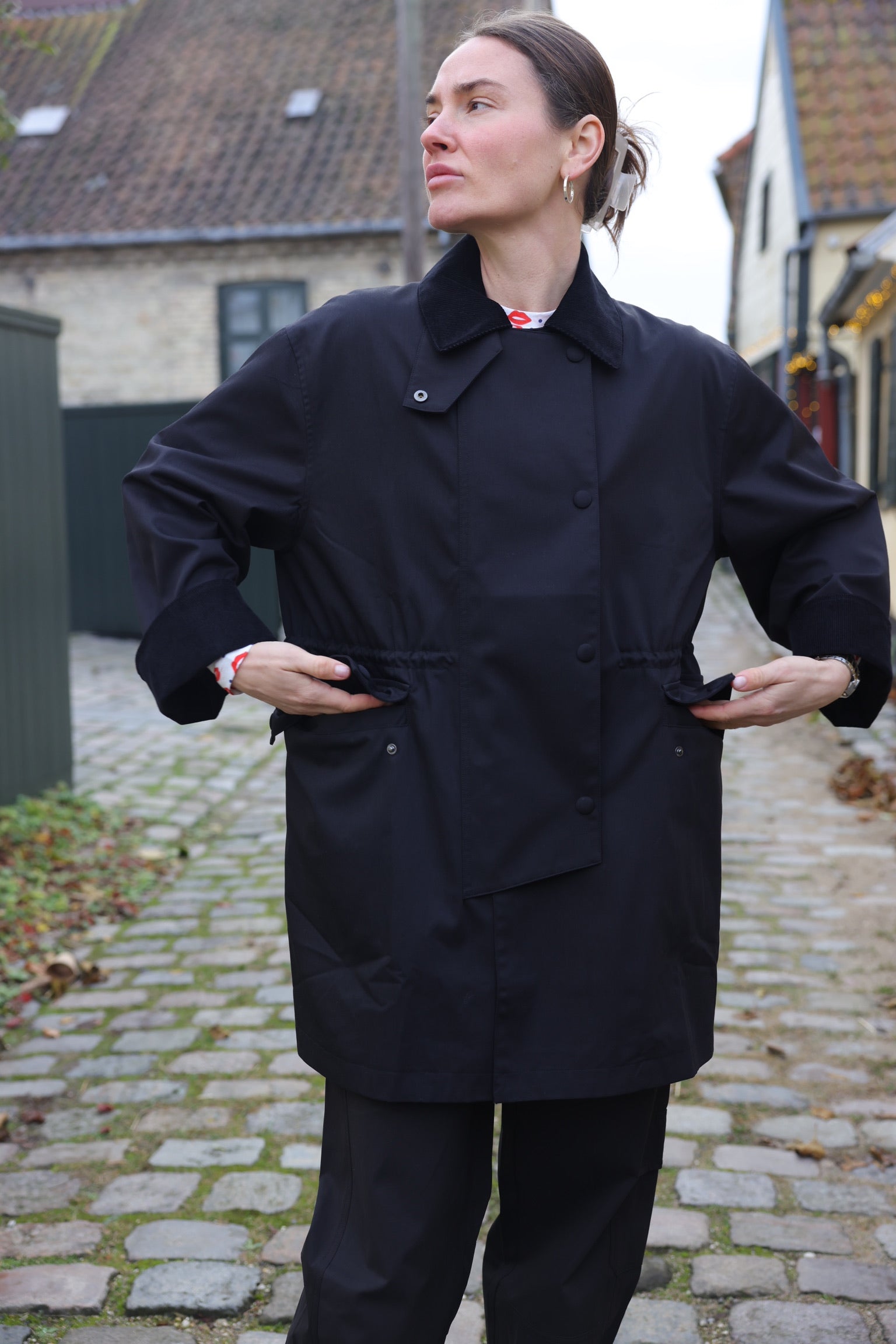 Cimana recyckled heavy trenchjacket - Black