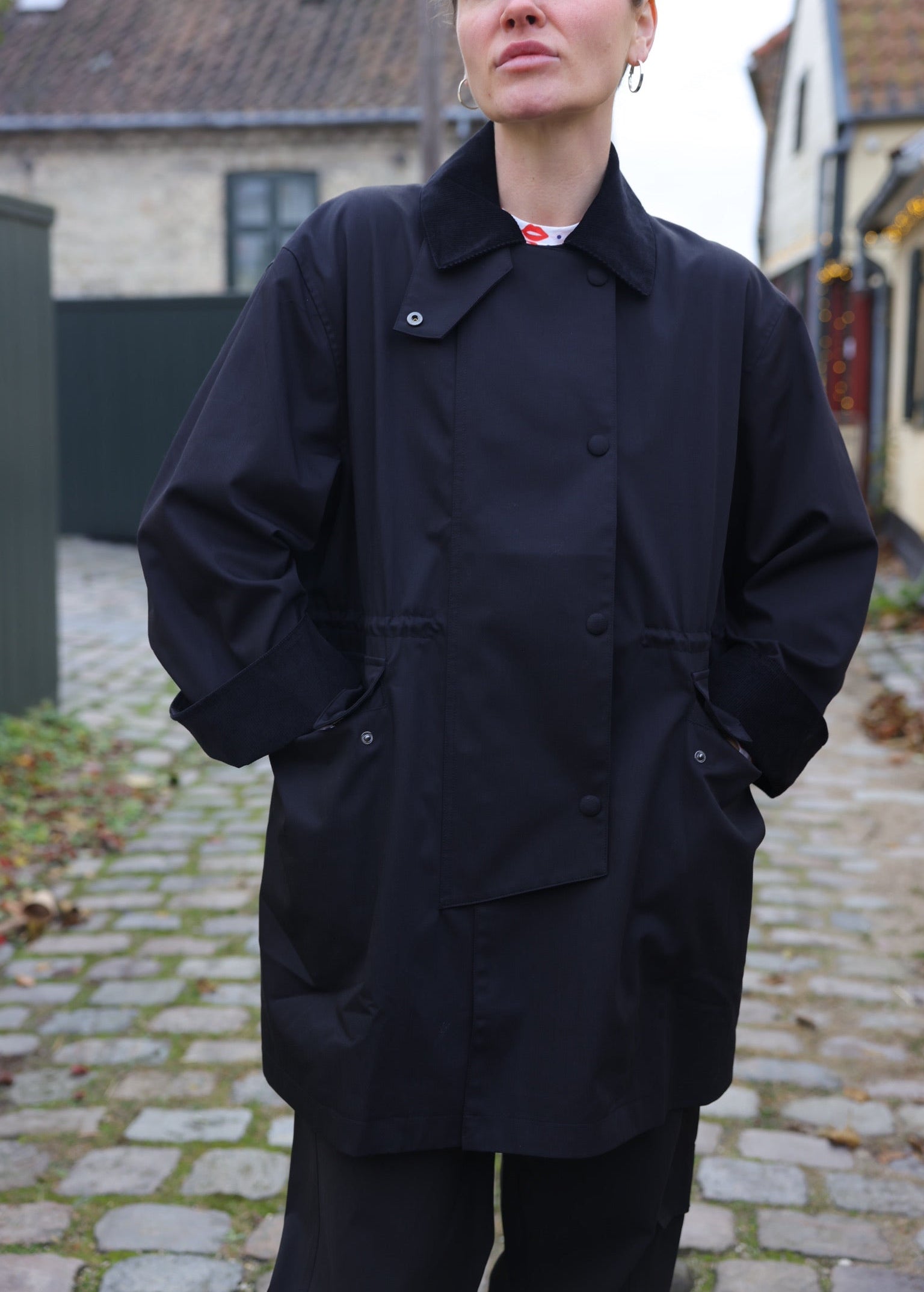 Cimana recyckled heavy trenchjacket - Black