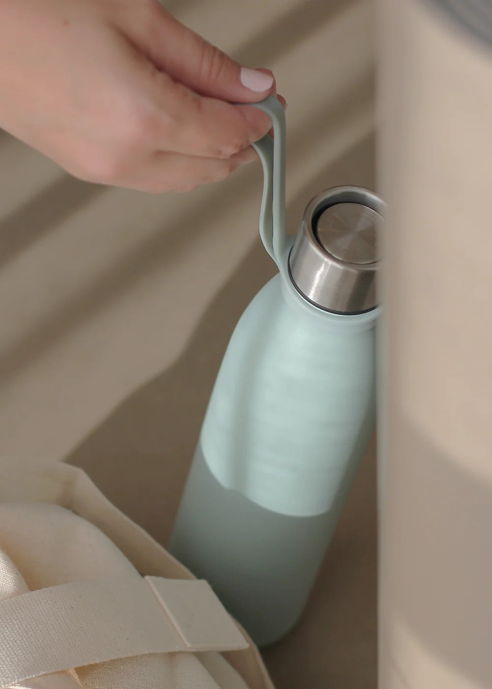 Bottle handle - mint green