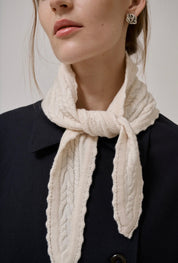 Meadow triangle scarf - White sand