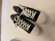 Wollow Dolores - Black