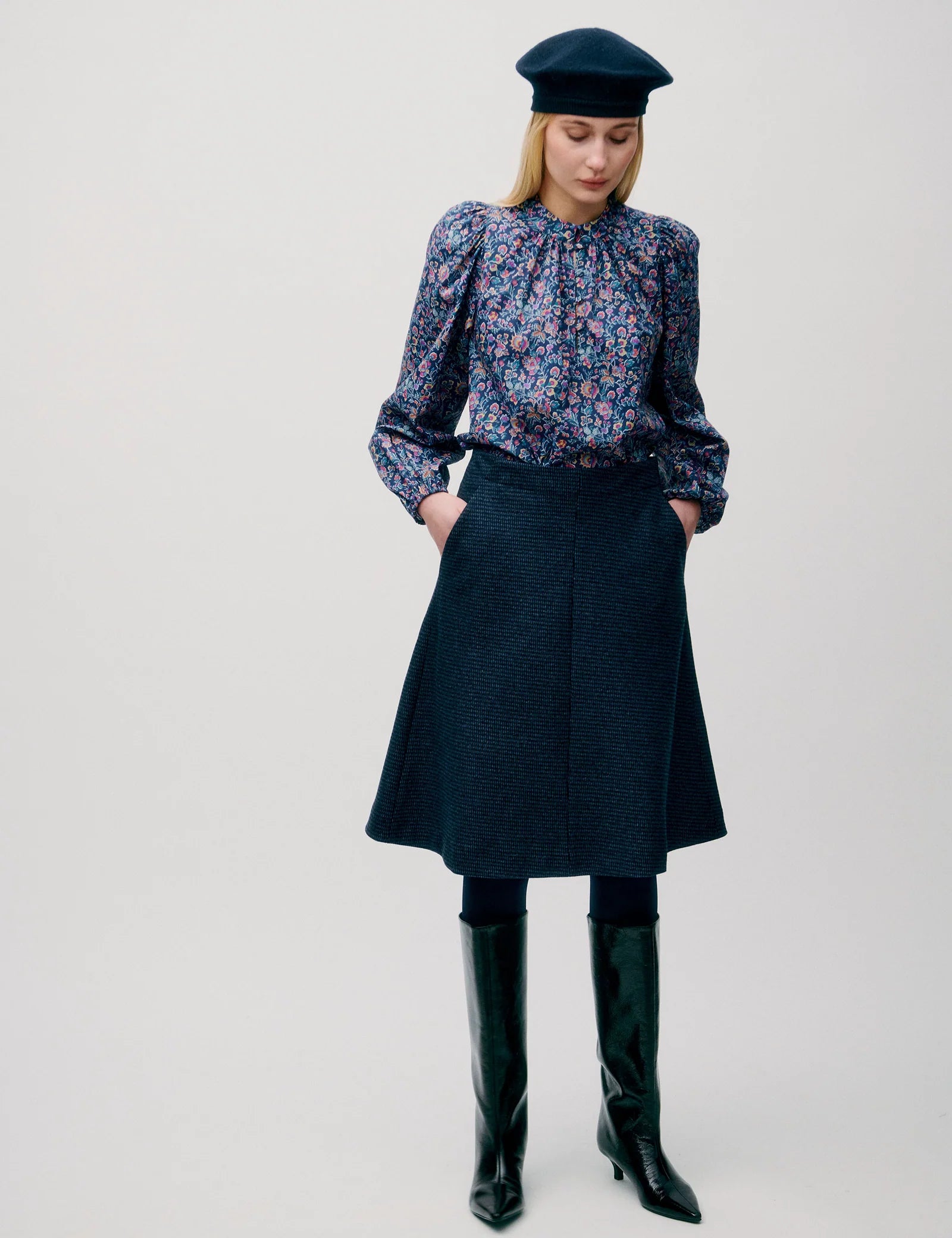 APOF_Bello_Tweed_Blue_Audrey_Kazusa.webp