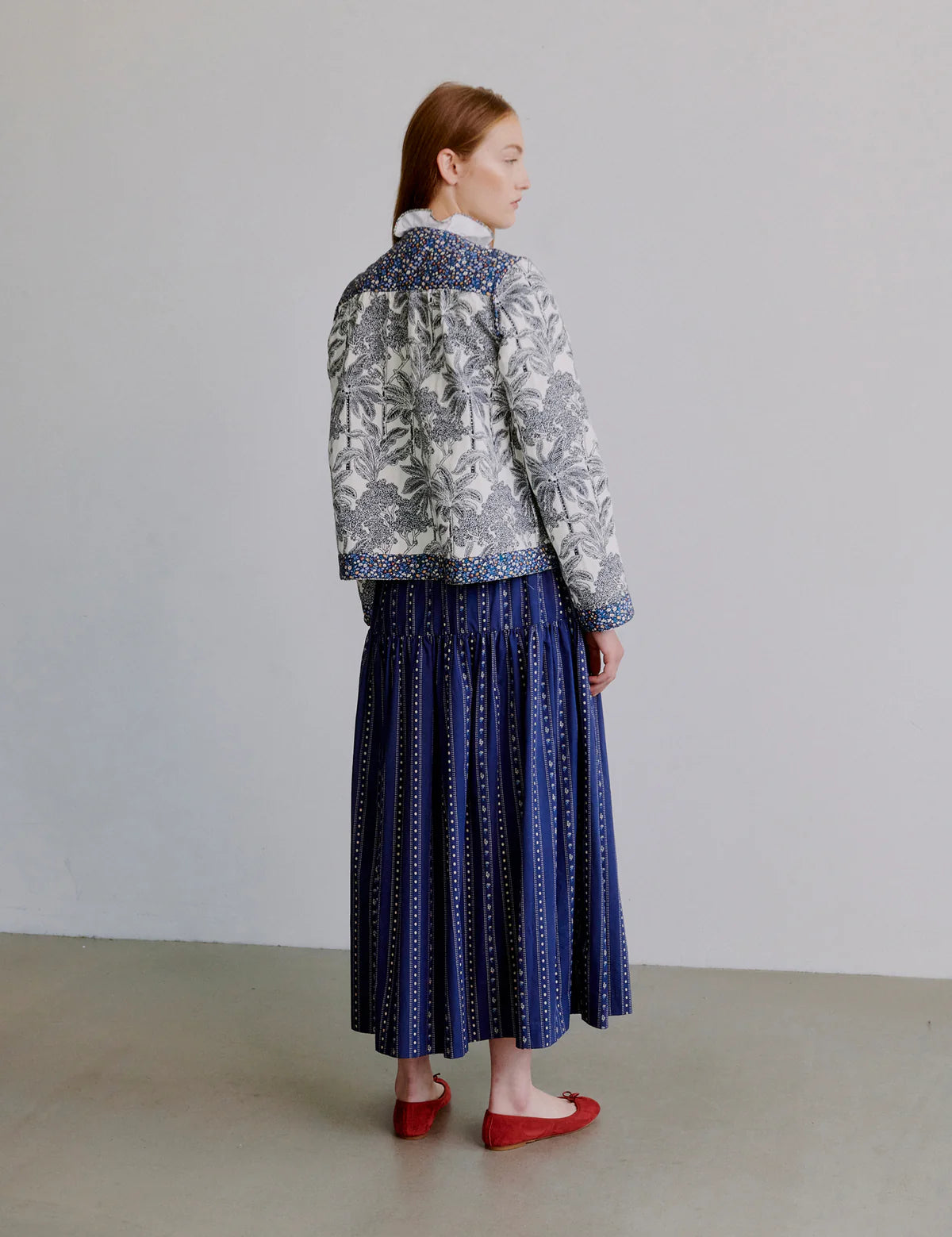 Rose vendbar jakke - blue palm escape