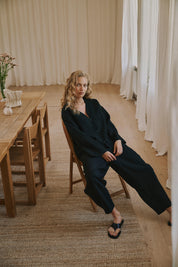 Billie barrel linen pants - black