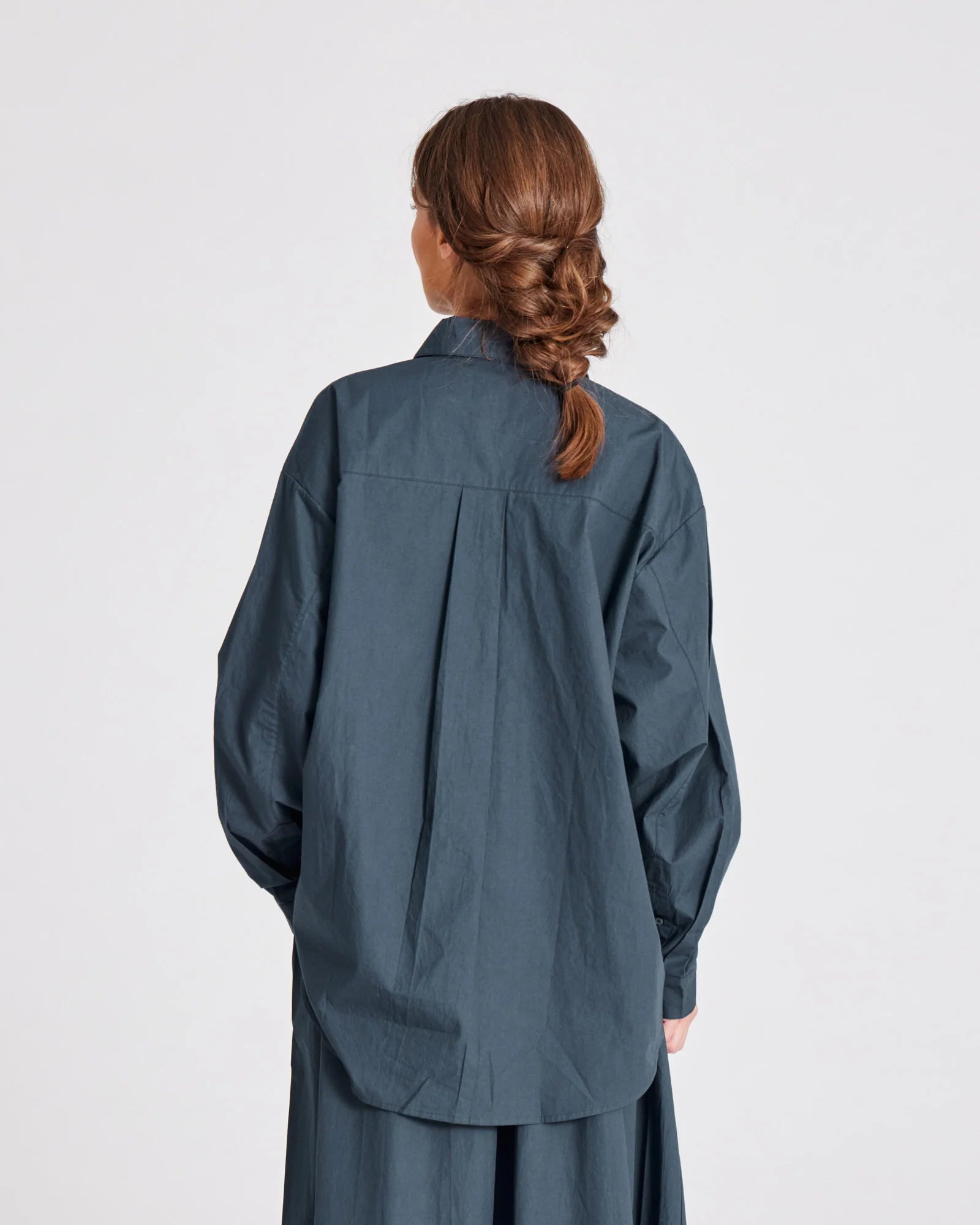 Astrid_Shirt_Poplin_Gots_243975-Shirts_Blouses-GL11976-472_Denim_Blue-1_1.webp