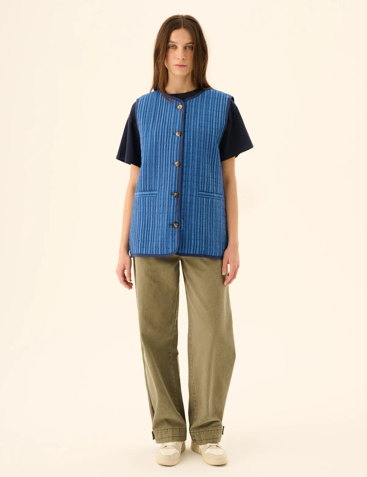 CADY_PADDED_STRIPE-Vest-26-3-013-0425-NAVY_BLUE_STRIPE_1619f6ee-e1a9-4aef-b3b3-25479cf3bf48.webp