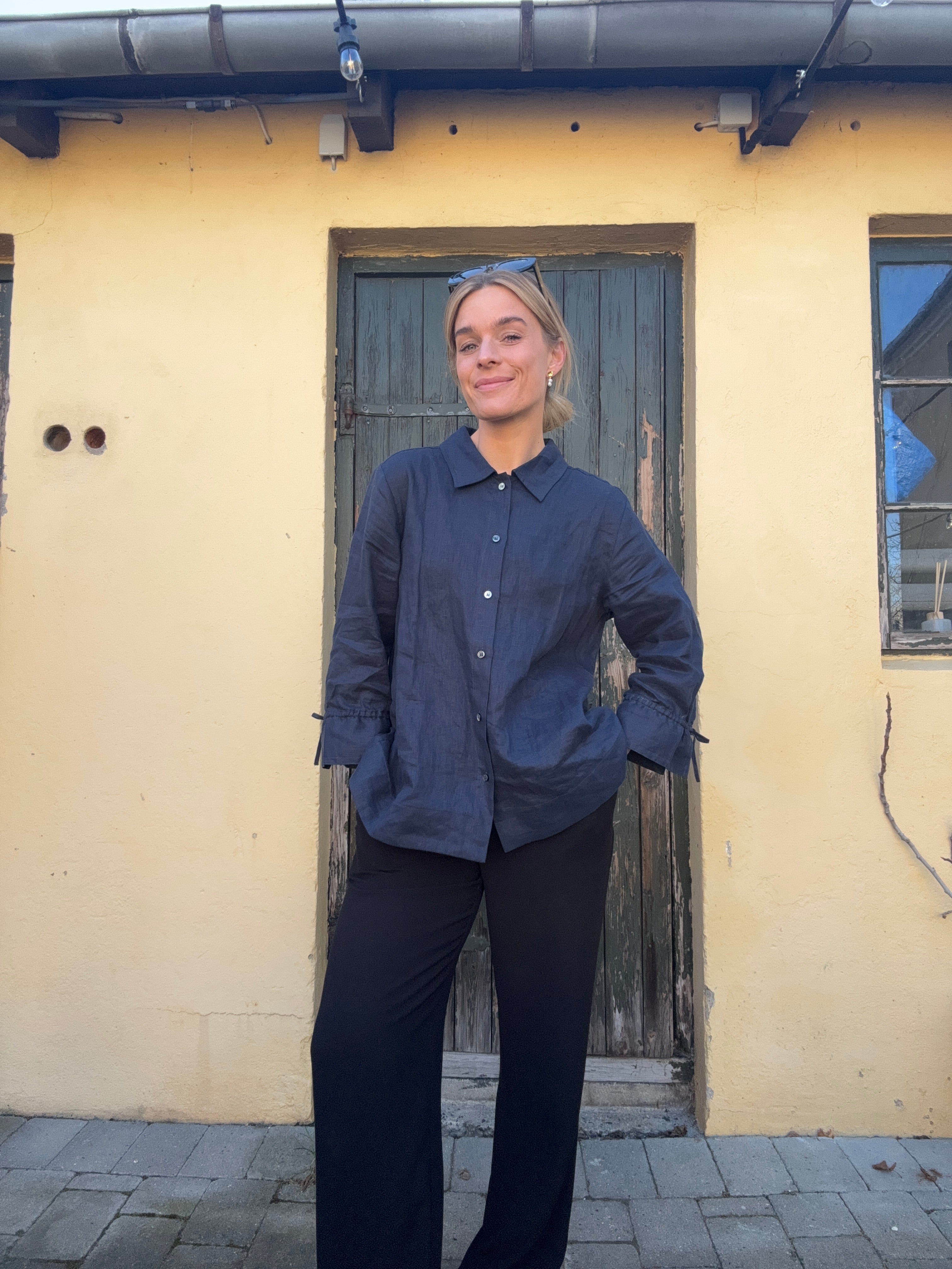 Selia solid linen shirt - navy