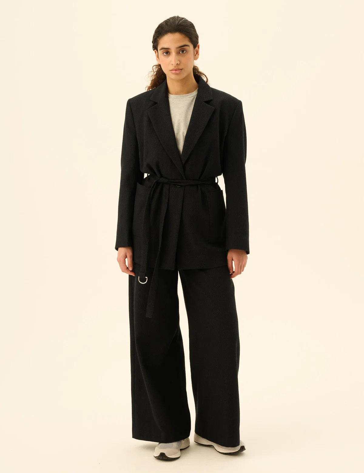 CHIKAMI_SOFT_TAILORING-Jackets-26-4-011-0439-NAVY-1.webp