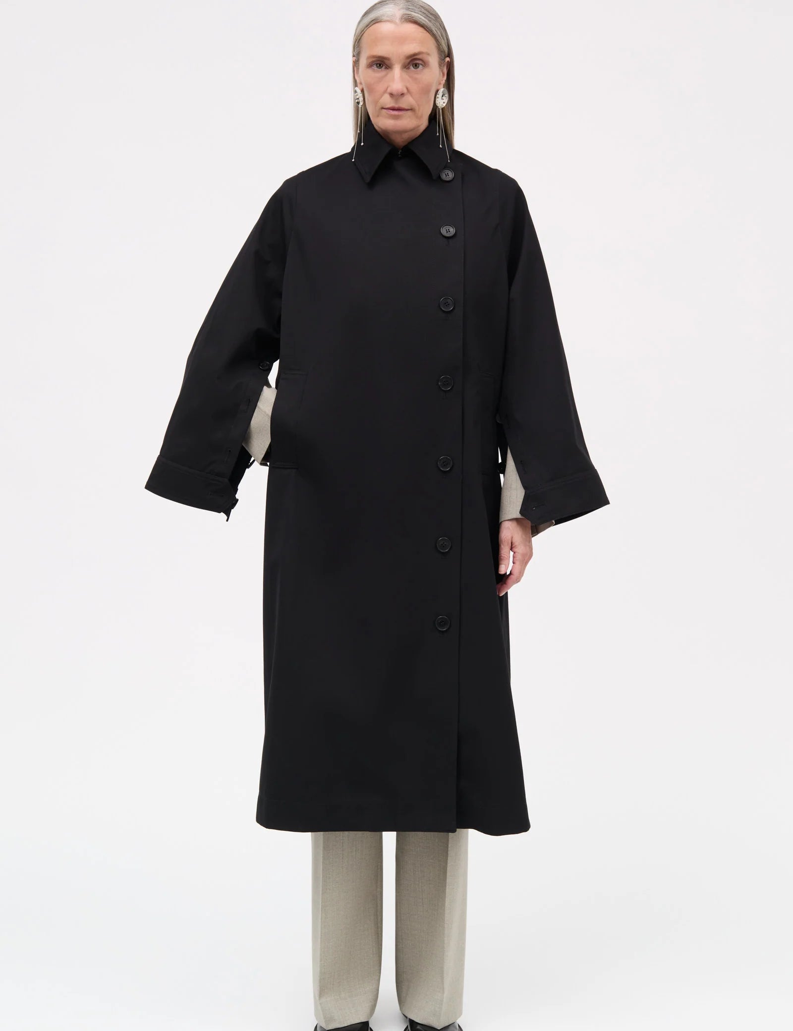 Coraline_Bonded_Cotton-Coats-26-1-123-3804-BLACK_1600x_88f6dc3c-1283-448f-8269-59497205c1d1.webp