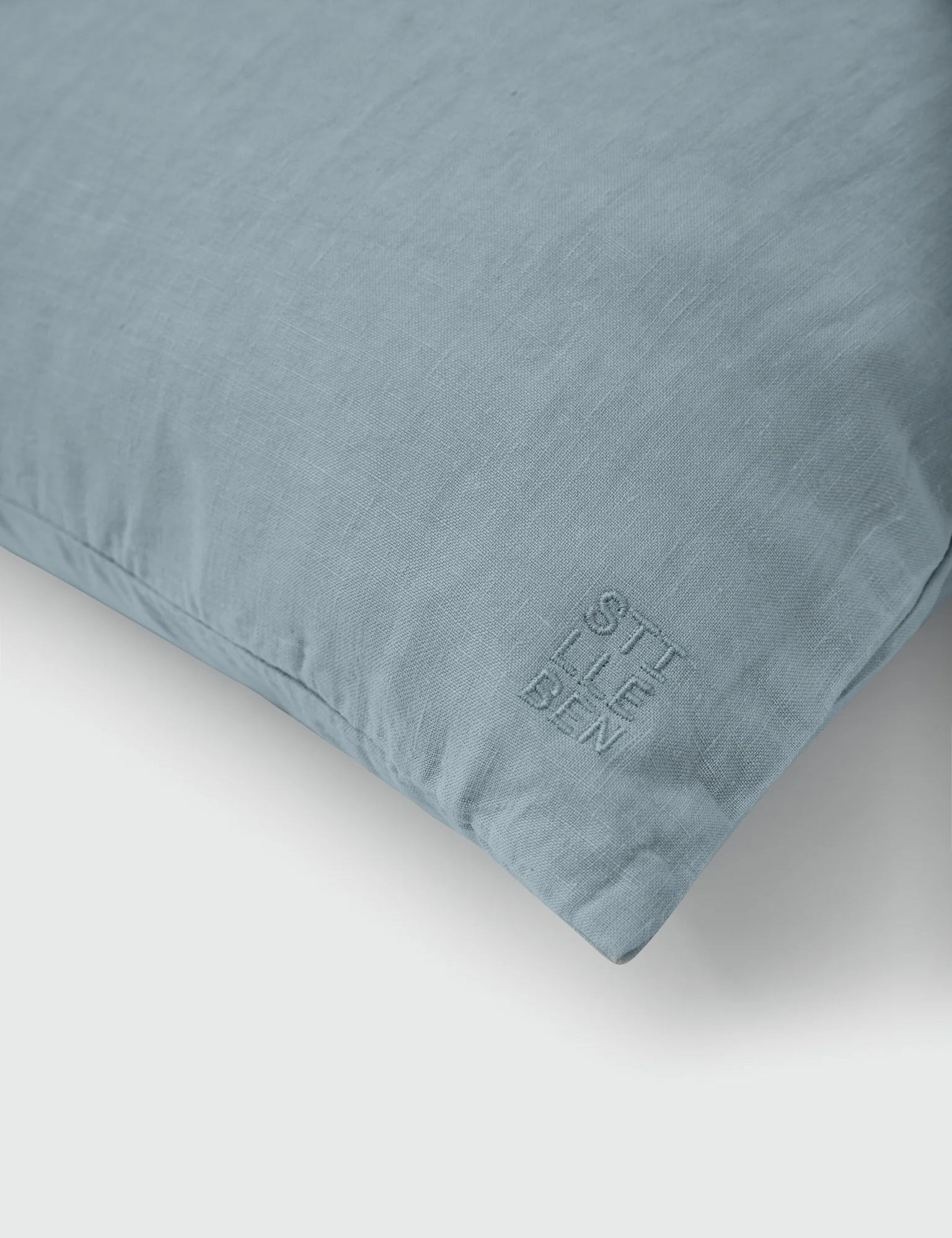 Cushion_Cover_-_50_x_50_cm-Cushion_Cover-LIN-CC-COL-50x50-Denim_Blue-1_2048x2048_161f3782-f15d-47e4-a21b-64abe61a2f10.webp