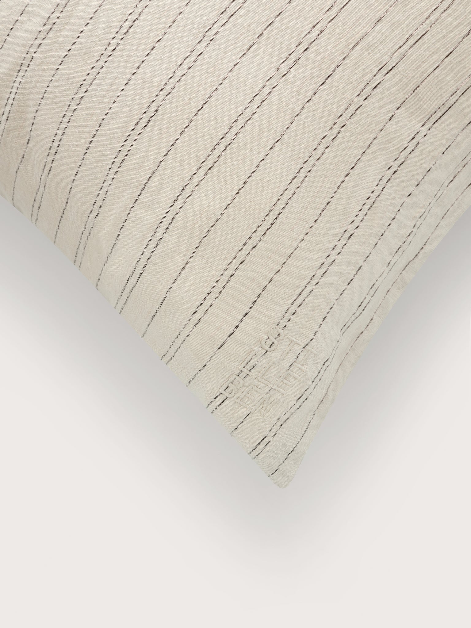 Pudebetræk 50x50 - Striped beige