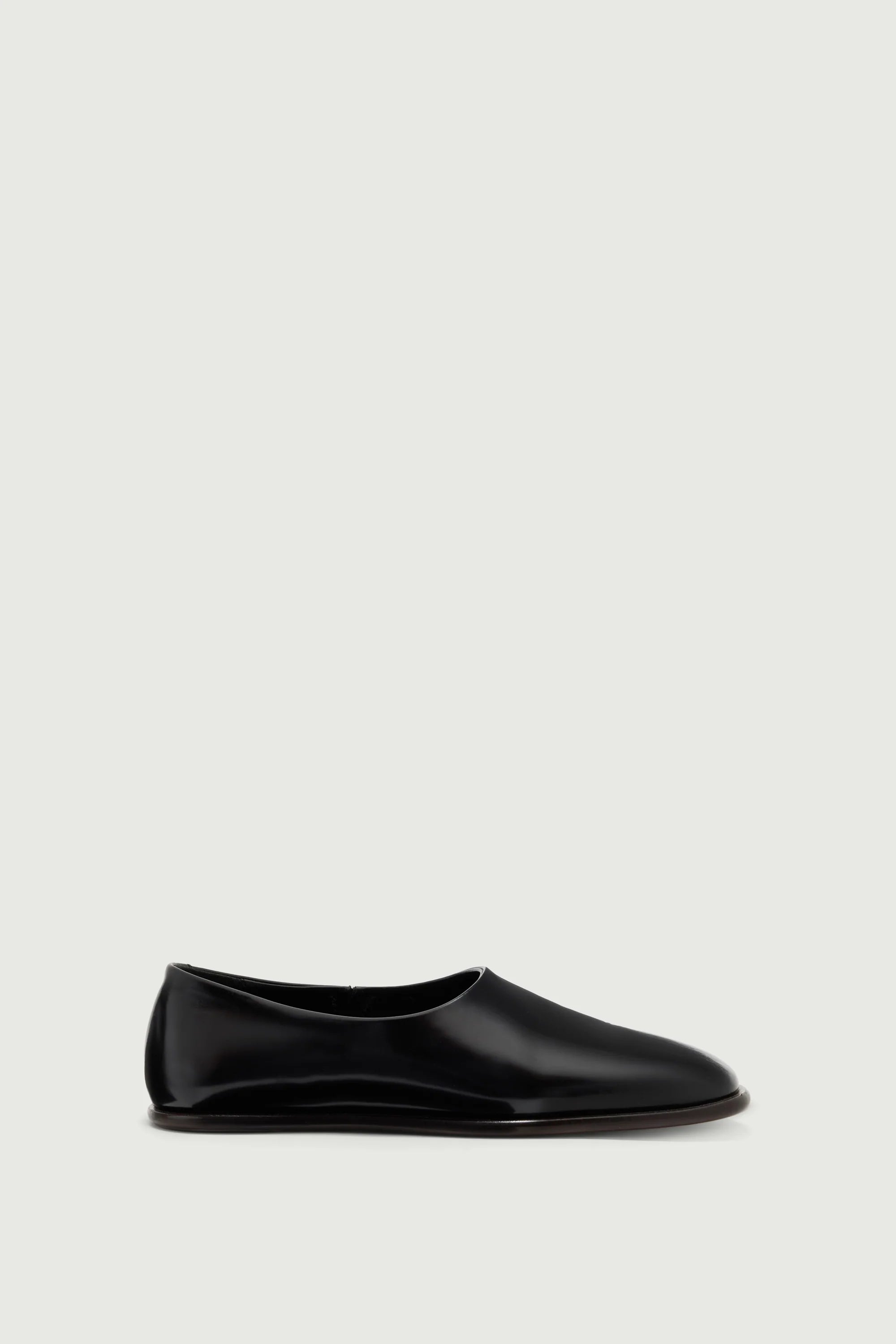 Slip-on shoes in patent leather - Salina
