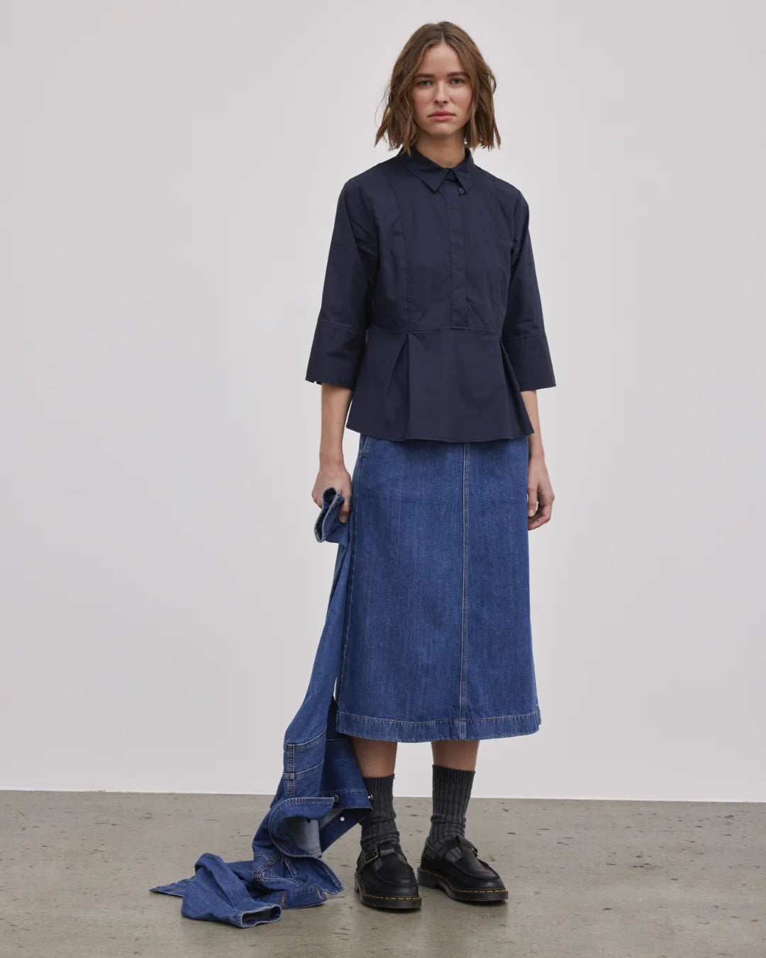 ESNicole_Denim_Skirt-Skirt-ES325-359-183_Blue_denim-1_1080x_f9b03224-f8ba-41c6-b5a1-76611758ebba.webp