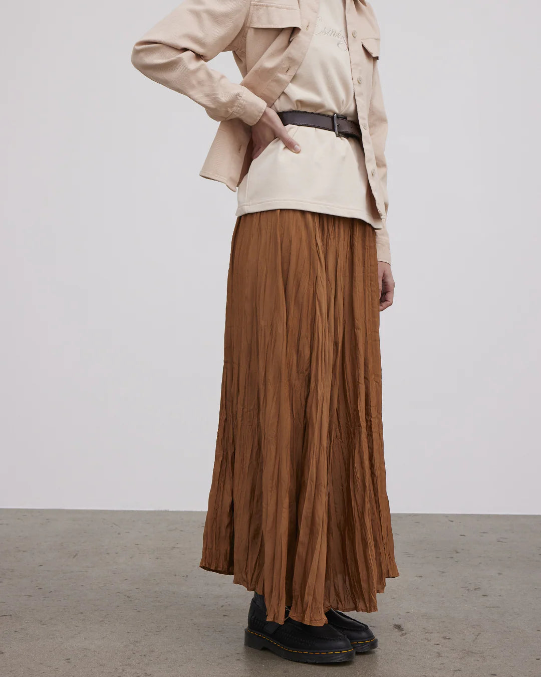 ESTova_Maxi_Skirt_GRS-Skirt-ES125-320-280_Chipmunk-1_1080x_e4e036fb-7073-4ad2-b318-d906cf83c8b0.webp