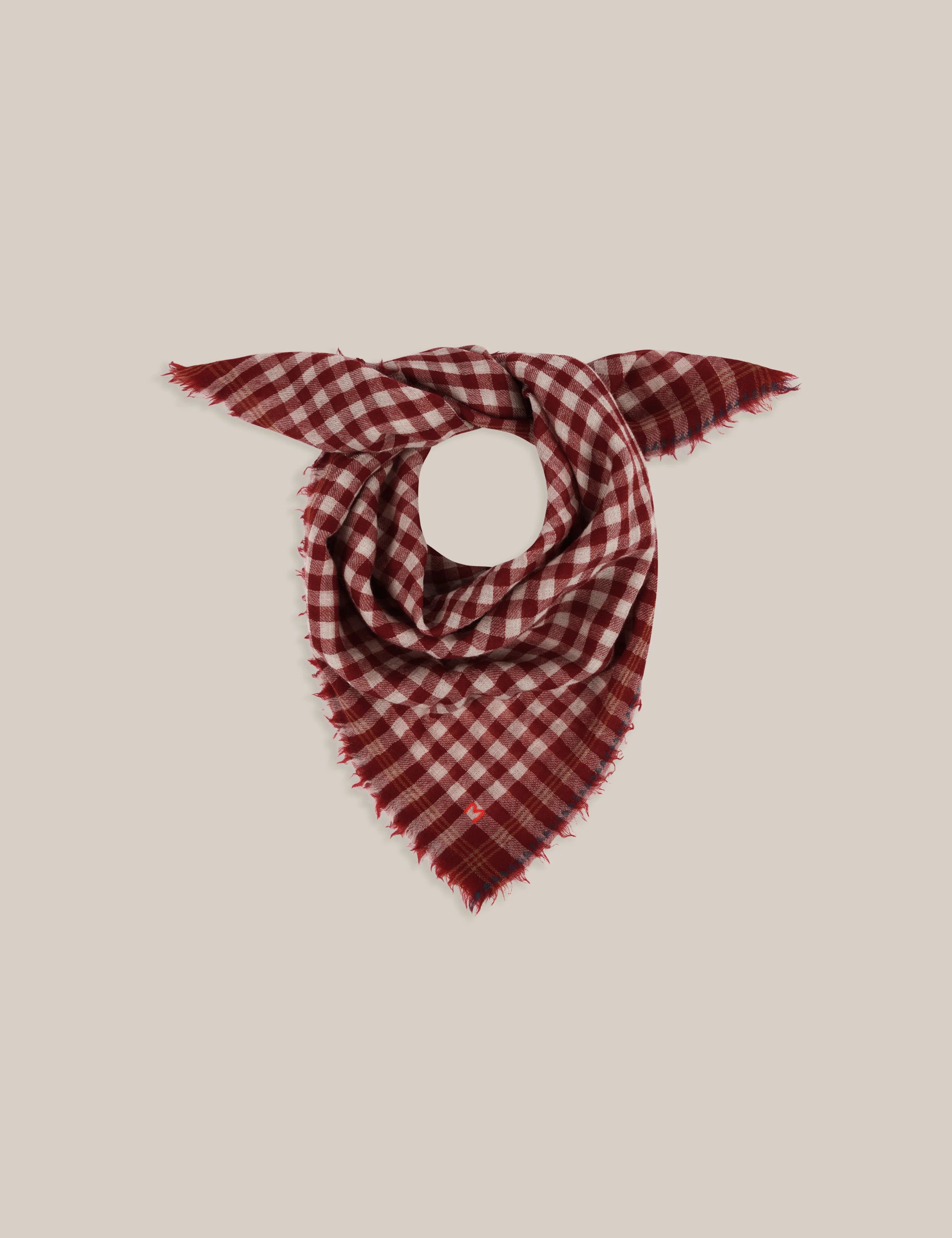 FOU3684901_3.webp