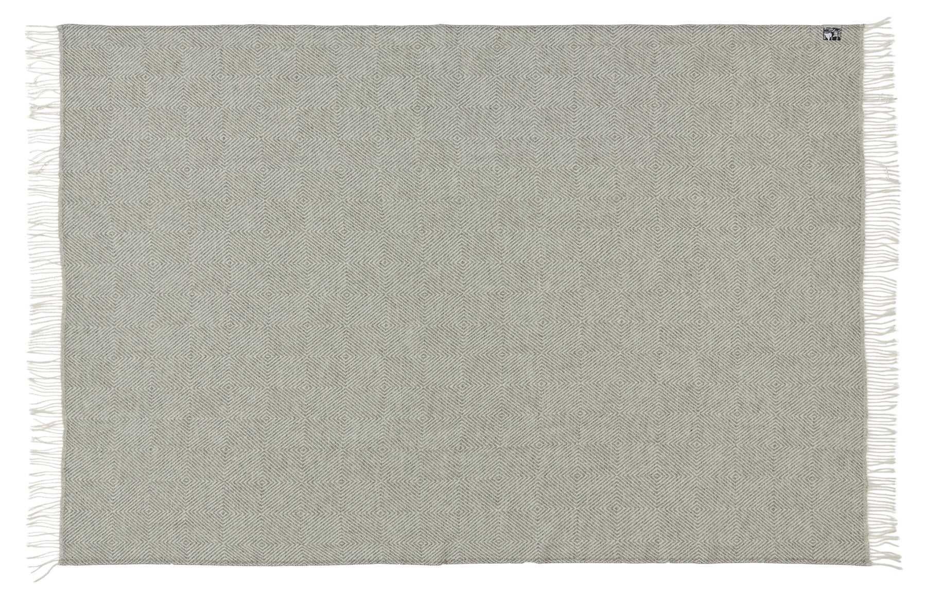 Fanoe_Throw_140x240_cm-Throw-00-1010114110-00109_Light_Nordic_Grey-1_1800x1161_a6bc06e8-666c-46ff-8aee-7fb0db564136.jpg