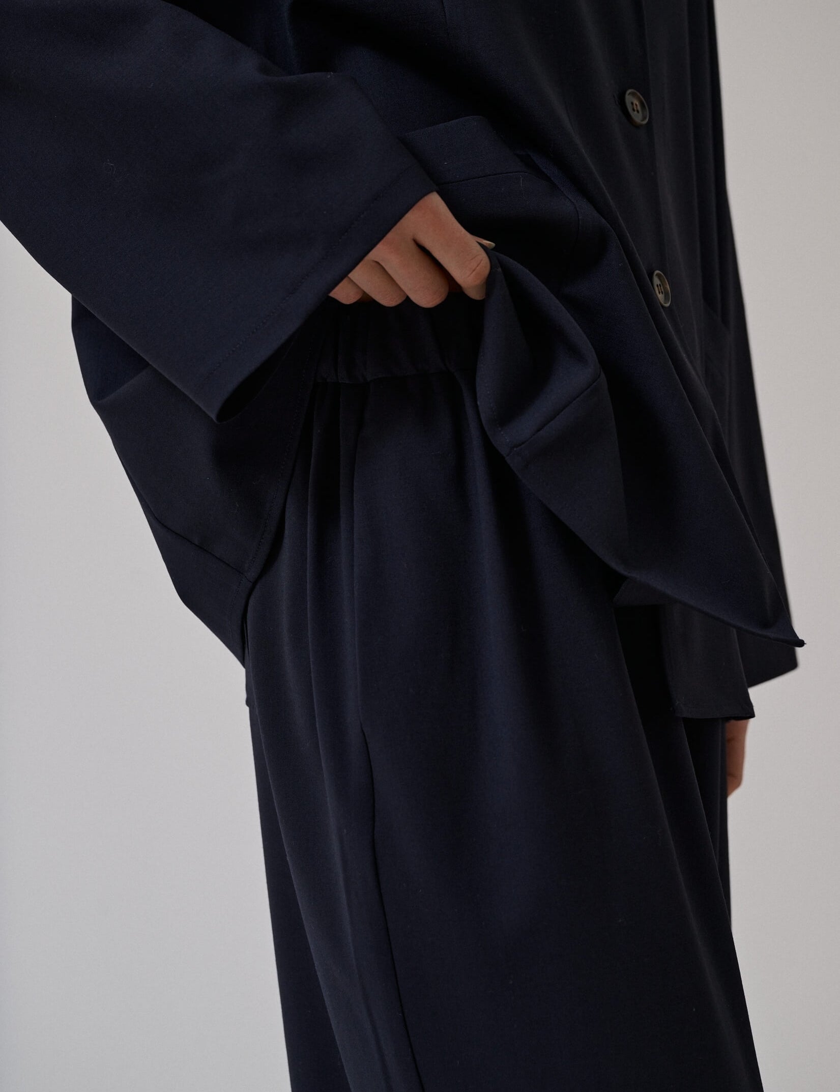 HAZY-STRAIGHT-PANT-AM11059-DARK-NAVY-DETAIL.jpg
