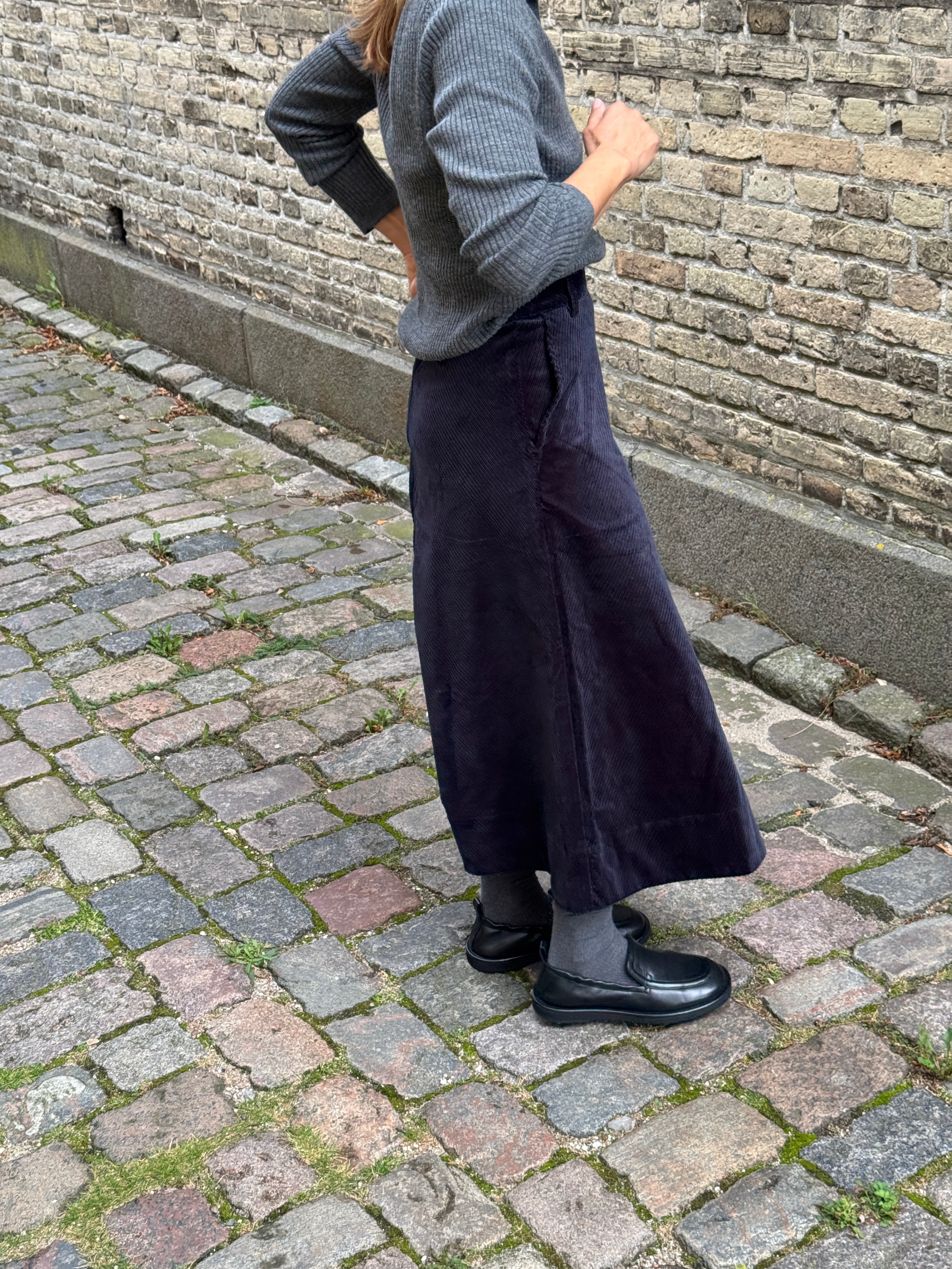 Pryma organic heavy corduroy skirt - Ink Navy