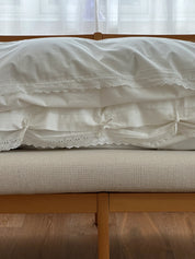 Jou Quilts · Sengetøj med broderie anglaise