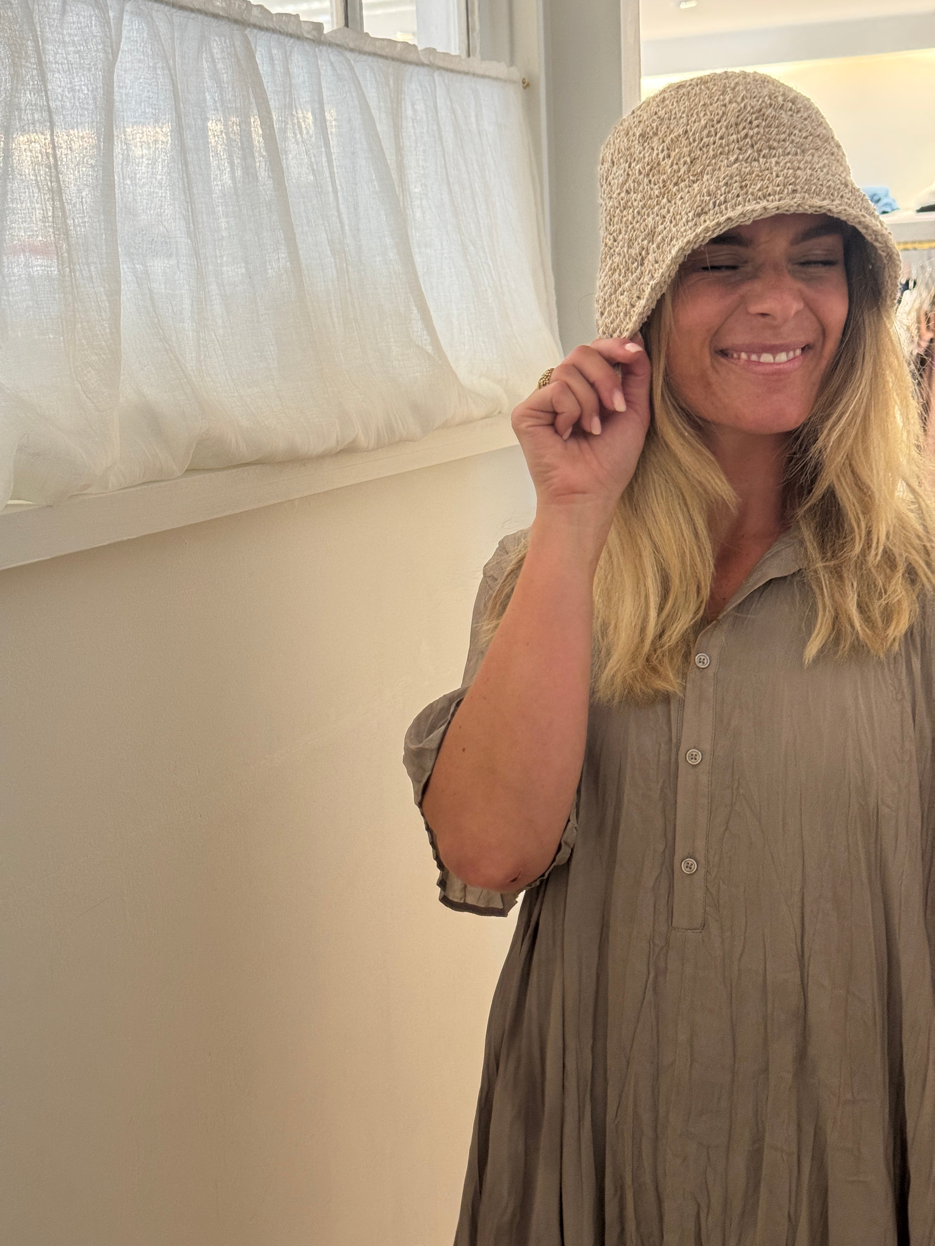 Bucket hat