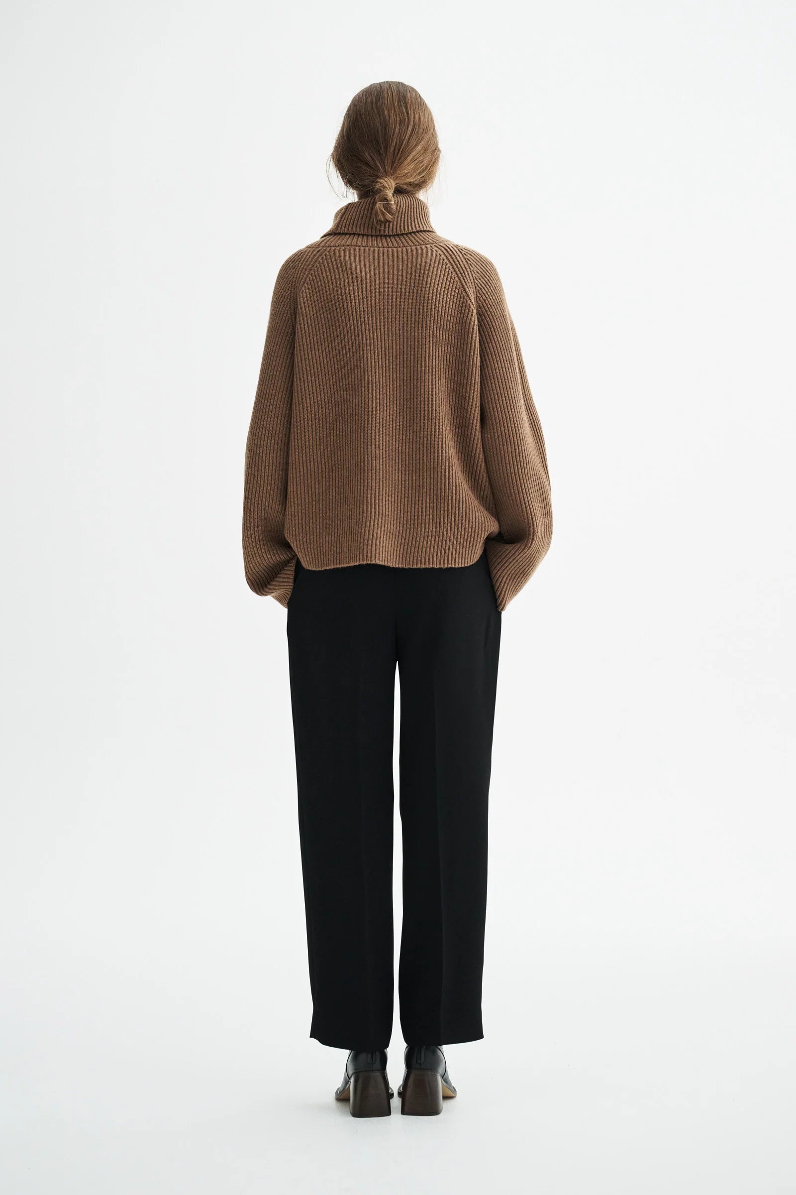 Karklotta merino - walnut