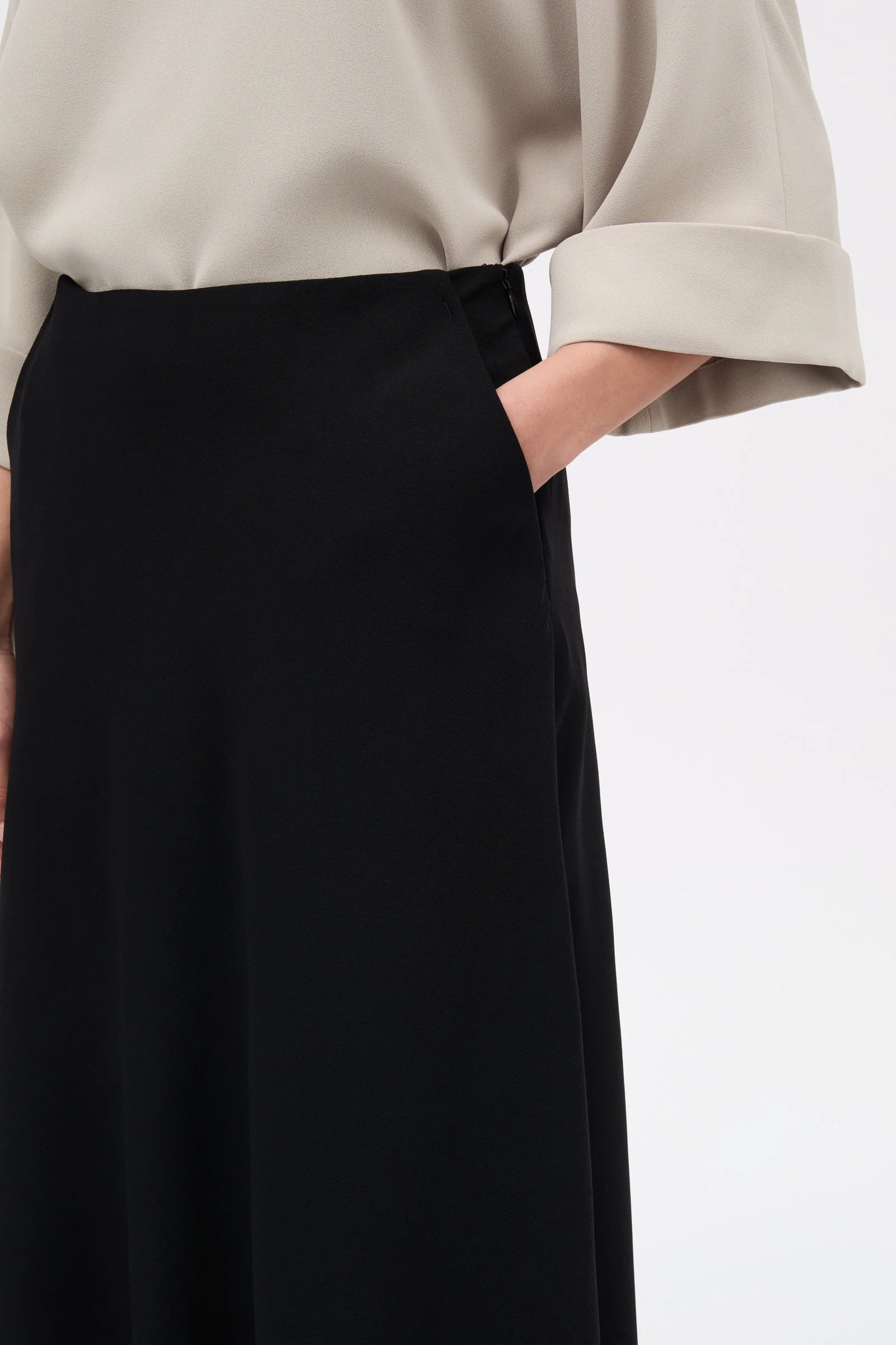 Nimo crepe gerogette skirt - Black