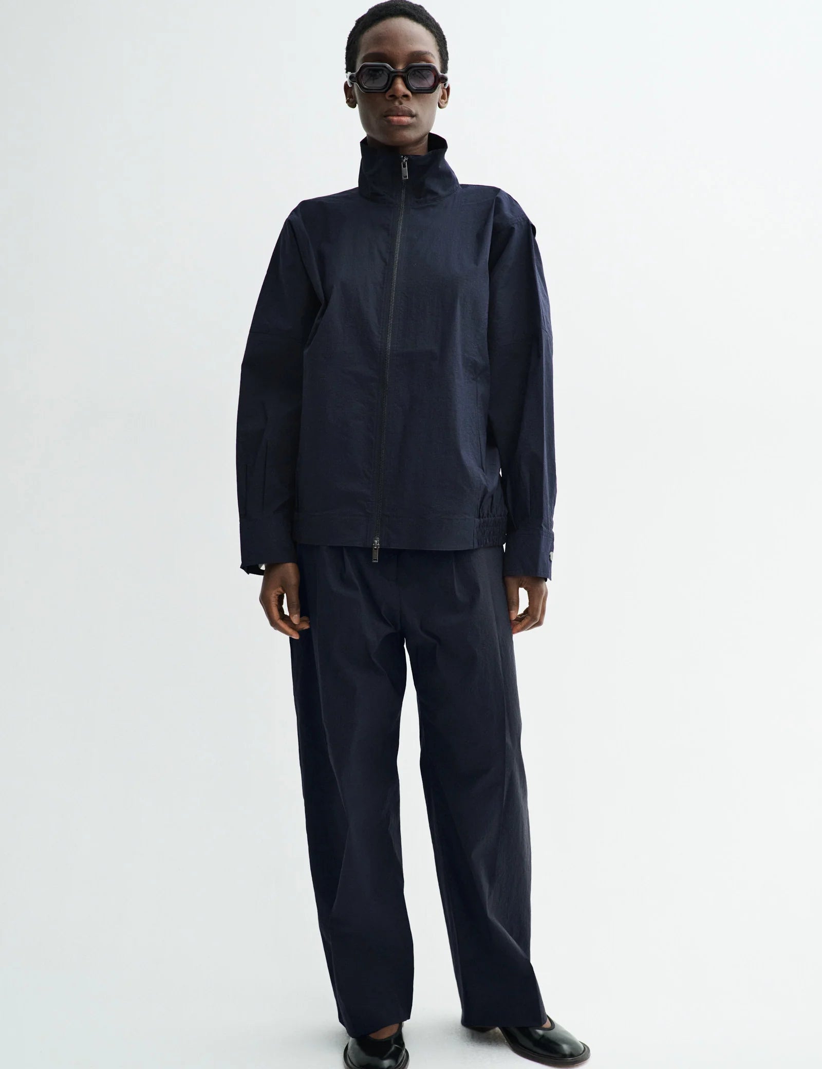 PALOMA_CRISP_TECH-Pants-26-3-217-3815-DARK_NAVY.webp